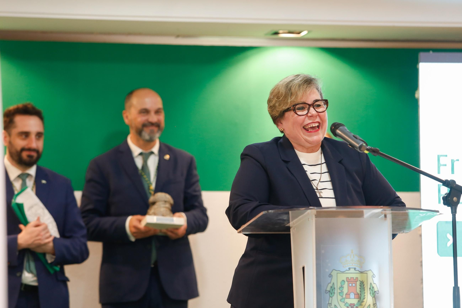 Fotos de la entrega de los reconocimientos por el Día de Andalucía en Los Barrios