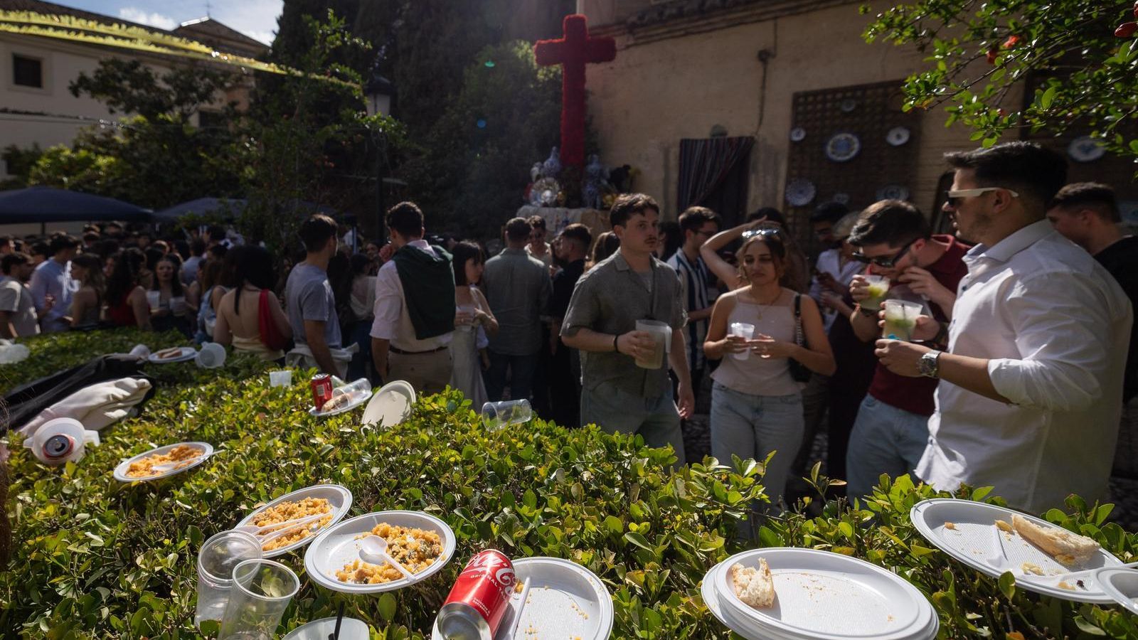 Encuéntrate en la mejores fotos del Día de la Cruz de Granada