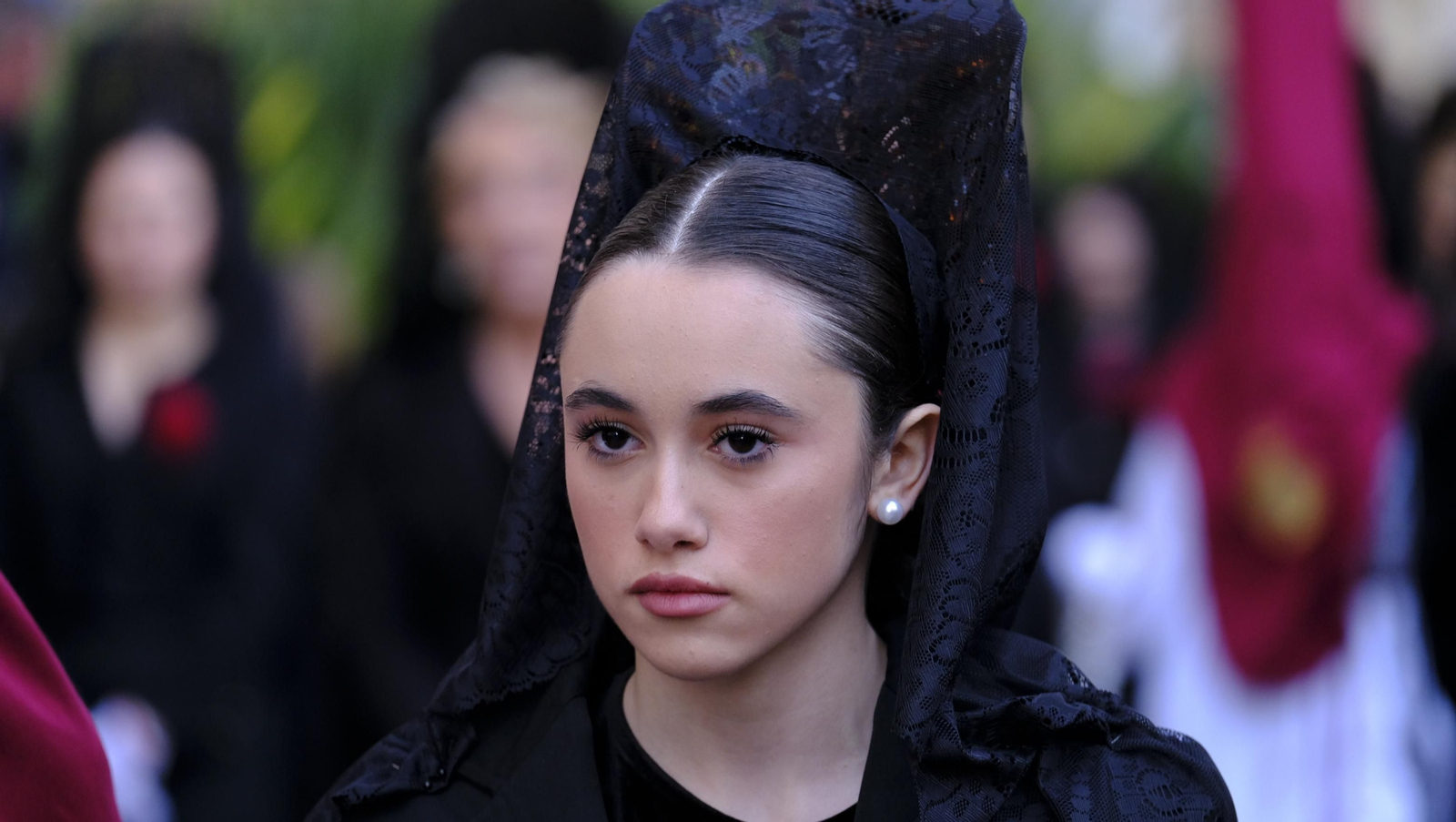 Coronación desaría al viento en su estación de Penitencia