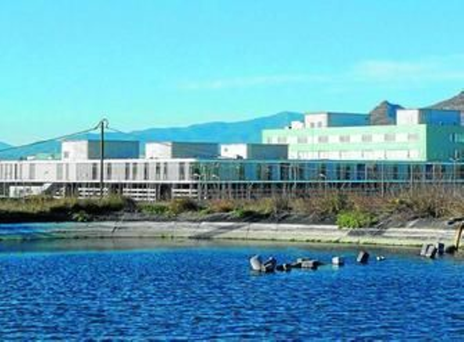 Edificio del hospital del Guadalhorce, ubicado en el municipio de Cártama.