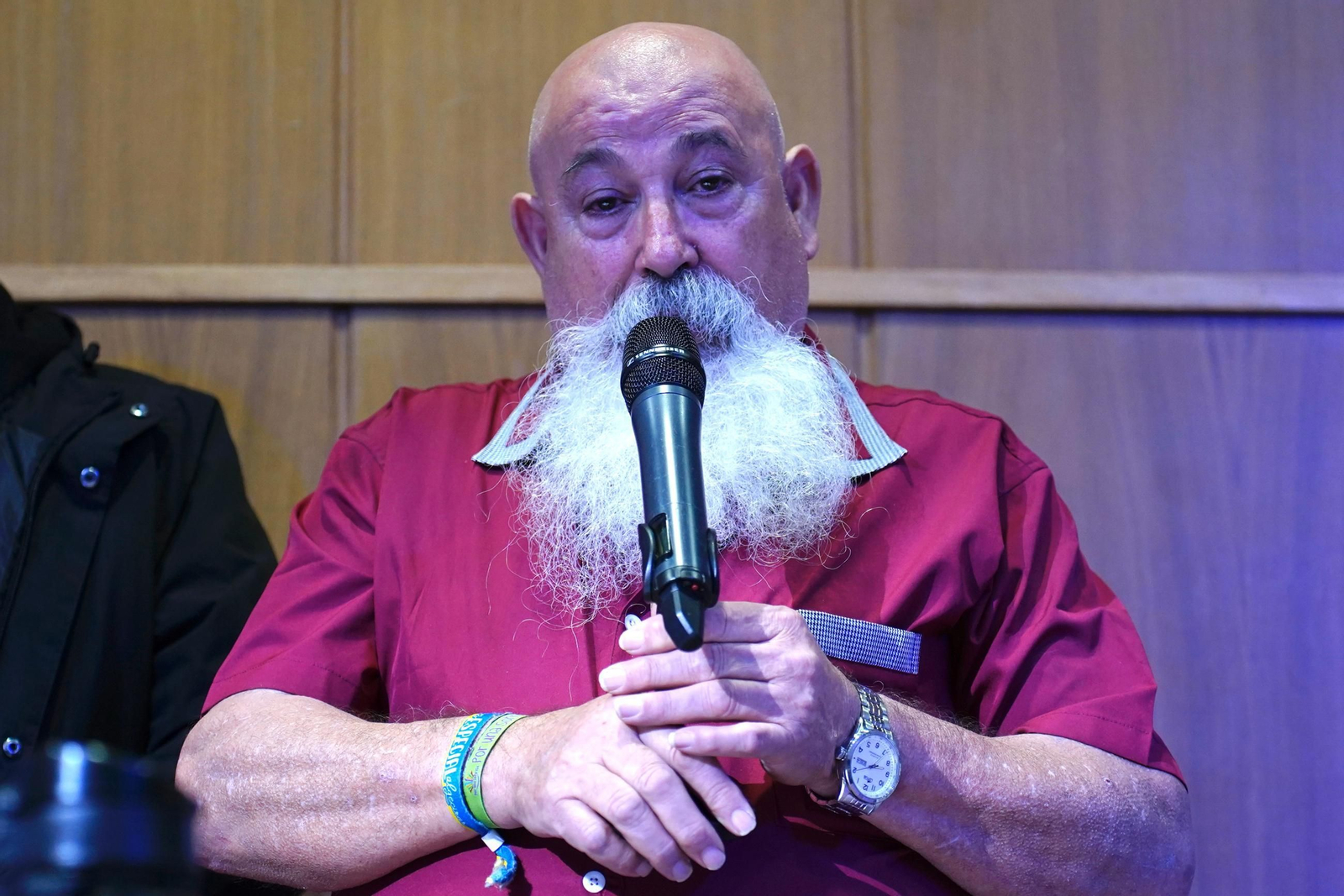 Fotos de la entrega del premio Ateneo José Román de Algeciras 2025 a Juan Moya