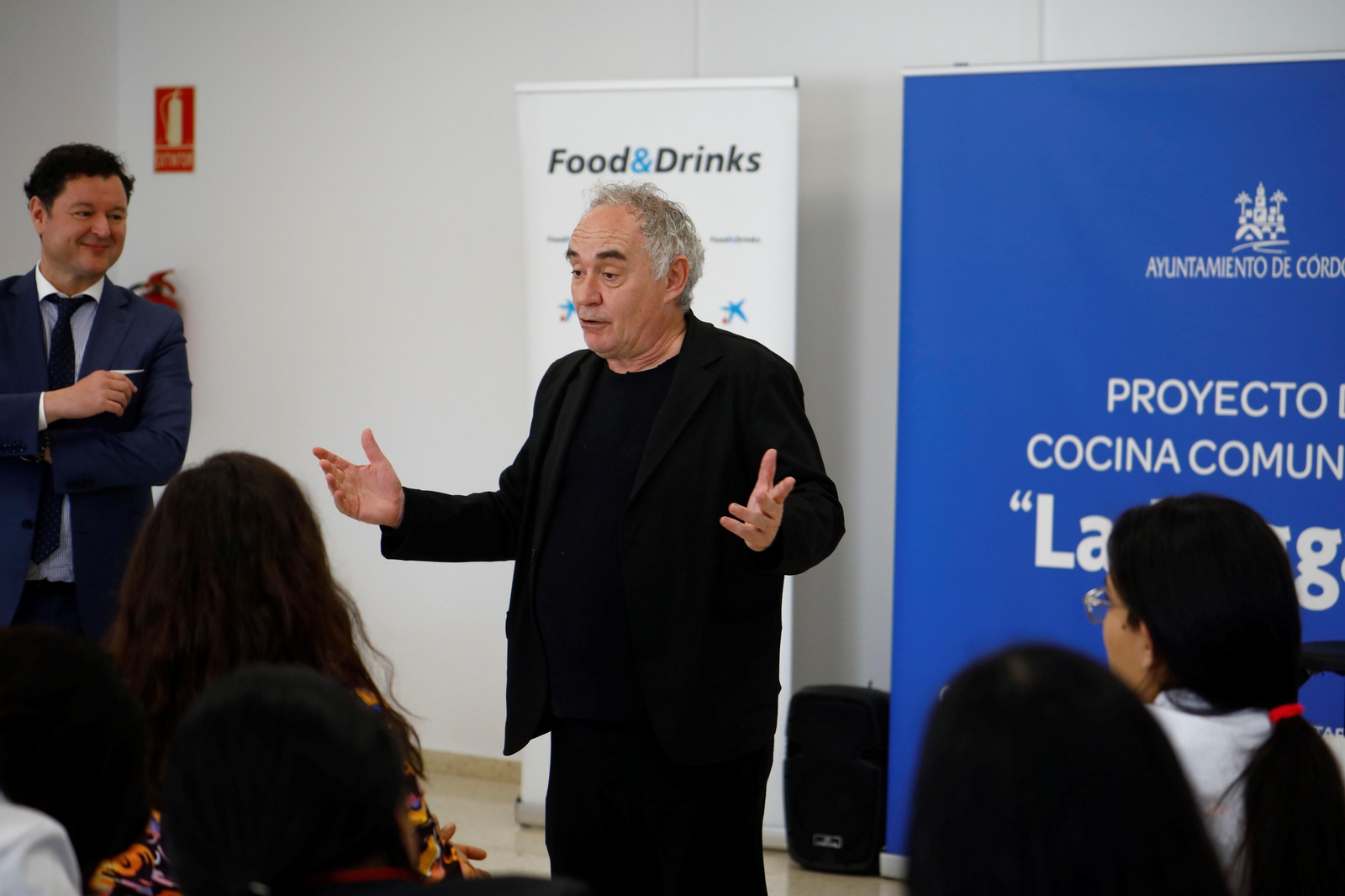 Las mejoras imágenes del chef Ferrán Adrián en la inauguración del proyecto La Foggara de Córdoba.