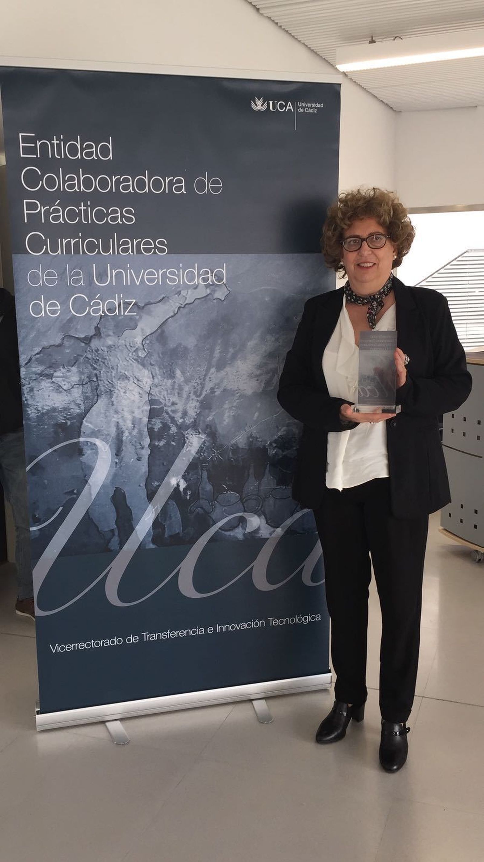 Distinción al Consistorio por su colaboración con la UCA