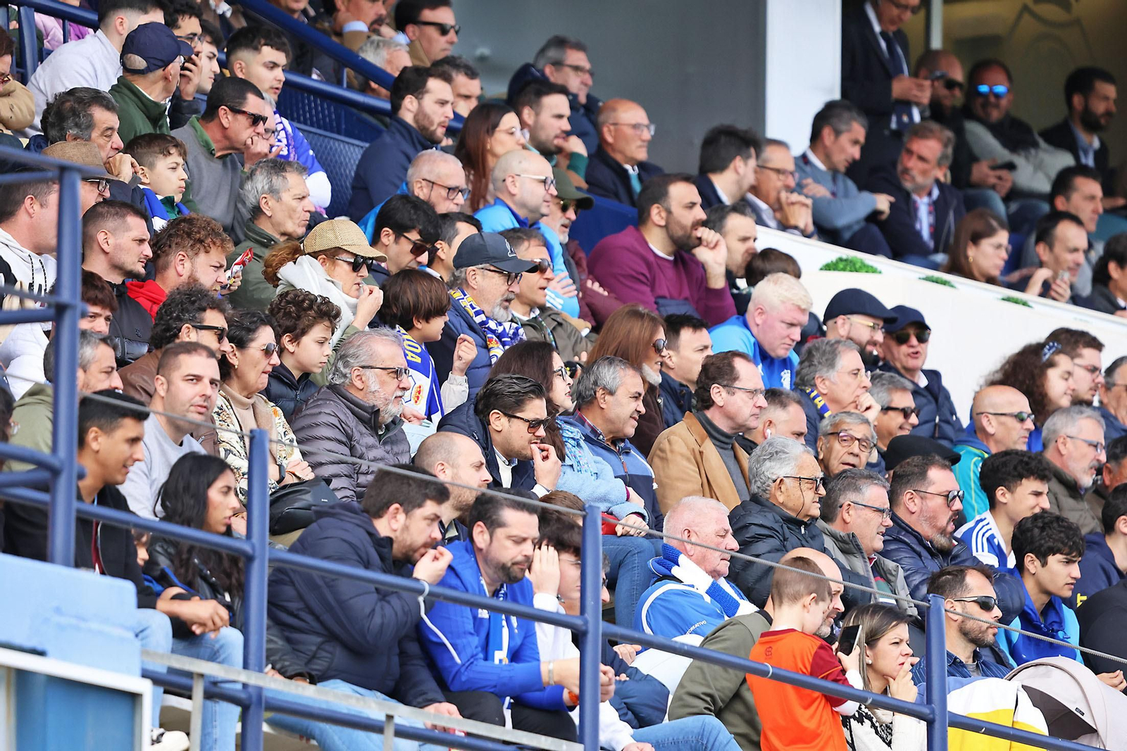 Ambiente en las gradas del Recreativo de Huelva vs AD Ceuta FC