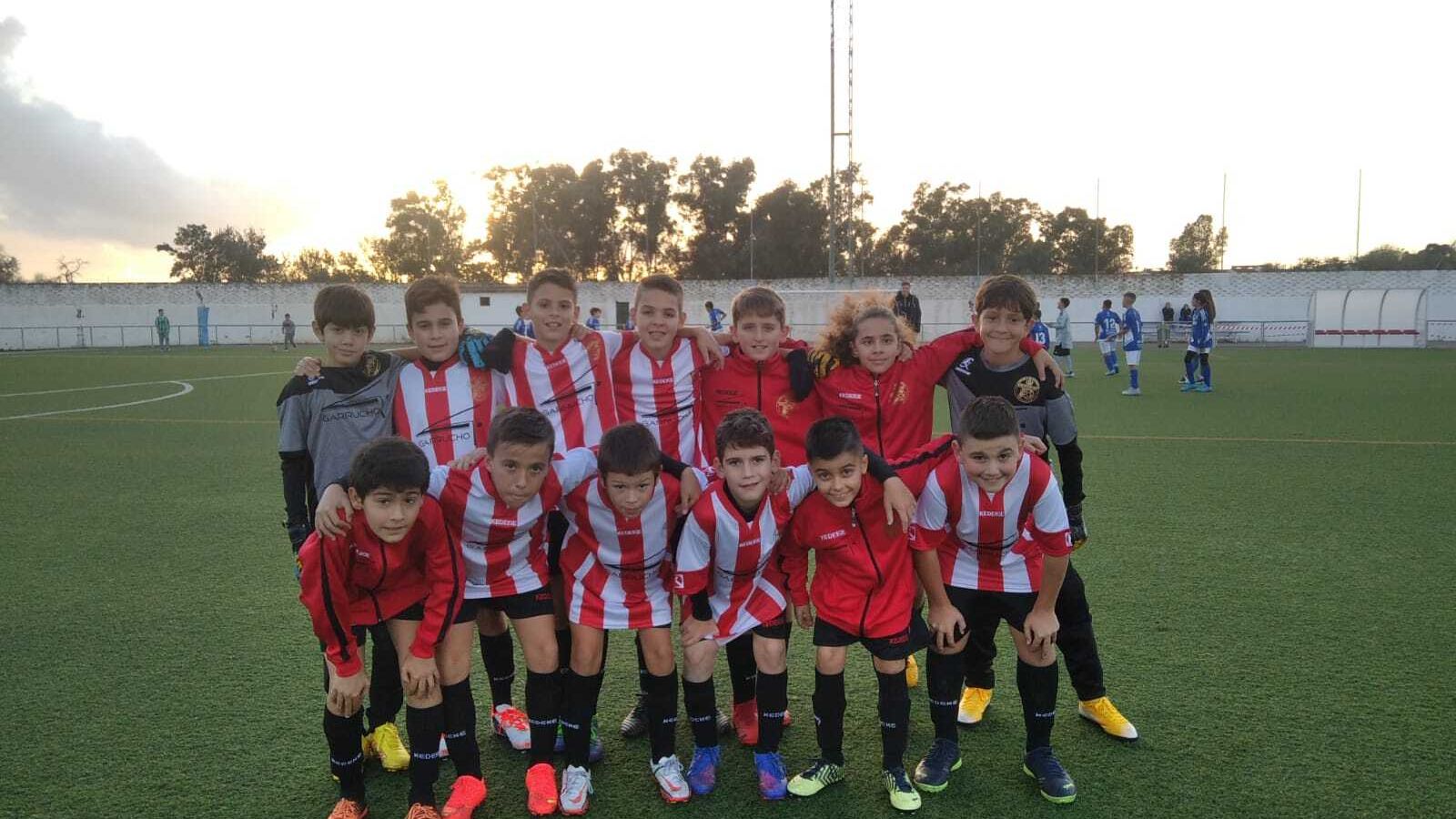 El Alevín B, en el Andrés Chacón Oñate de La Barca.