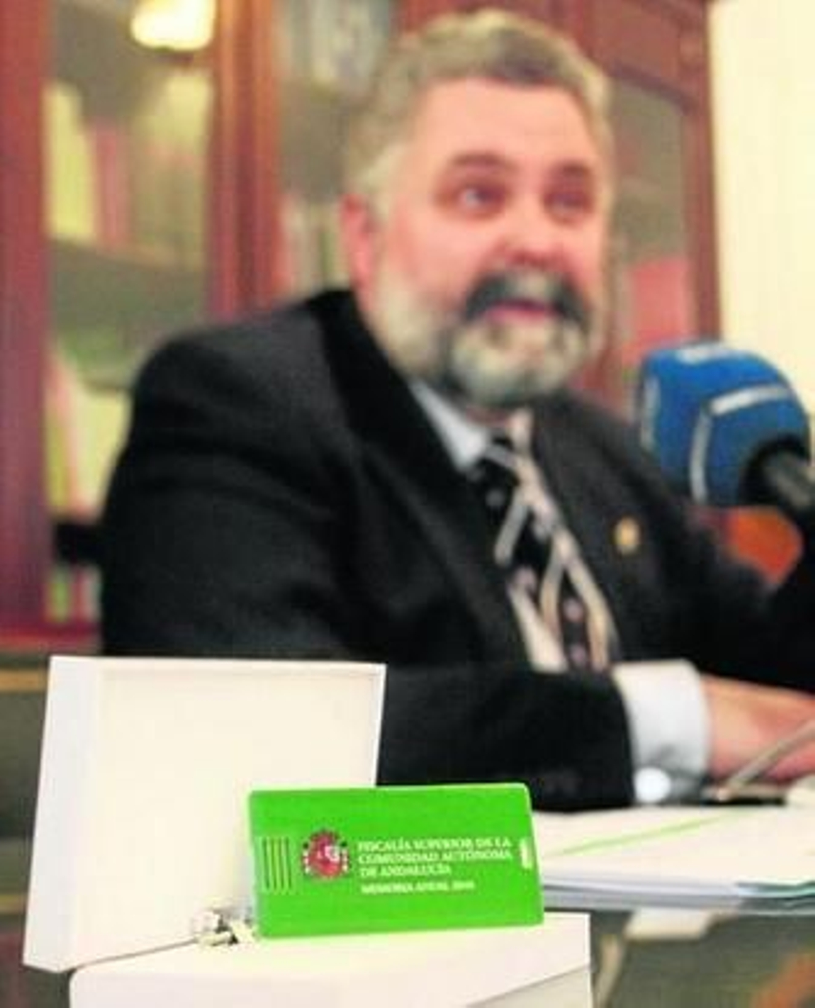 El fiscal superior de Andalucía, Jesús García Calderón, en su intervención en Granada.