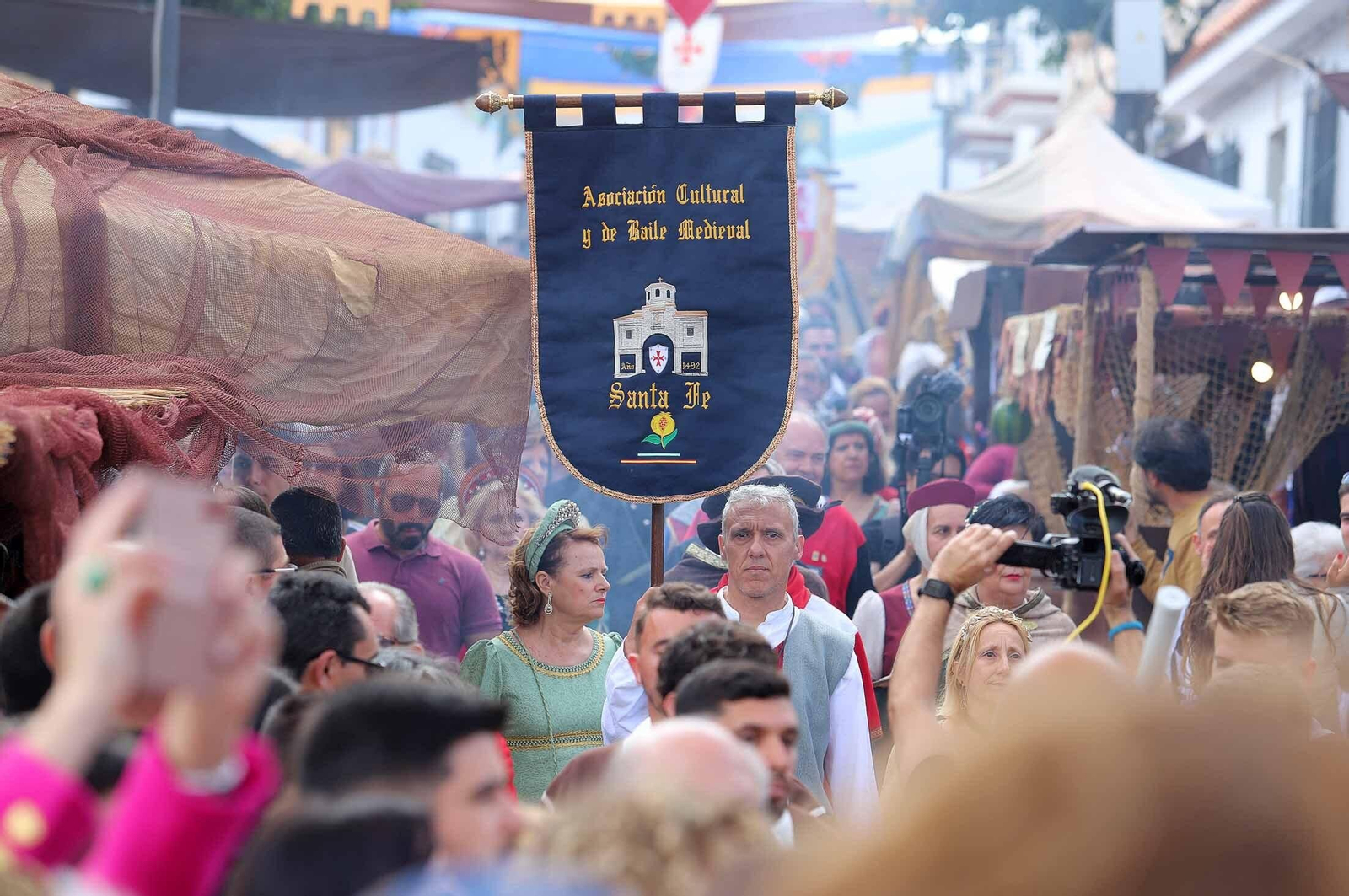 Imágenes del gran ambiente en la Feria Medieval de Palos de la Frontera, Huelva
