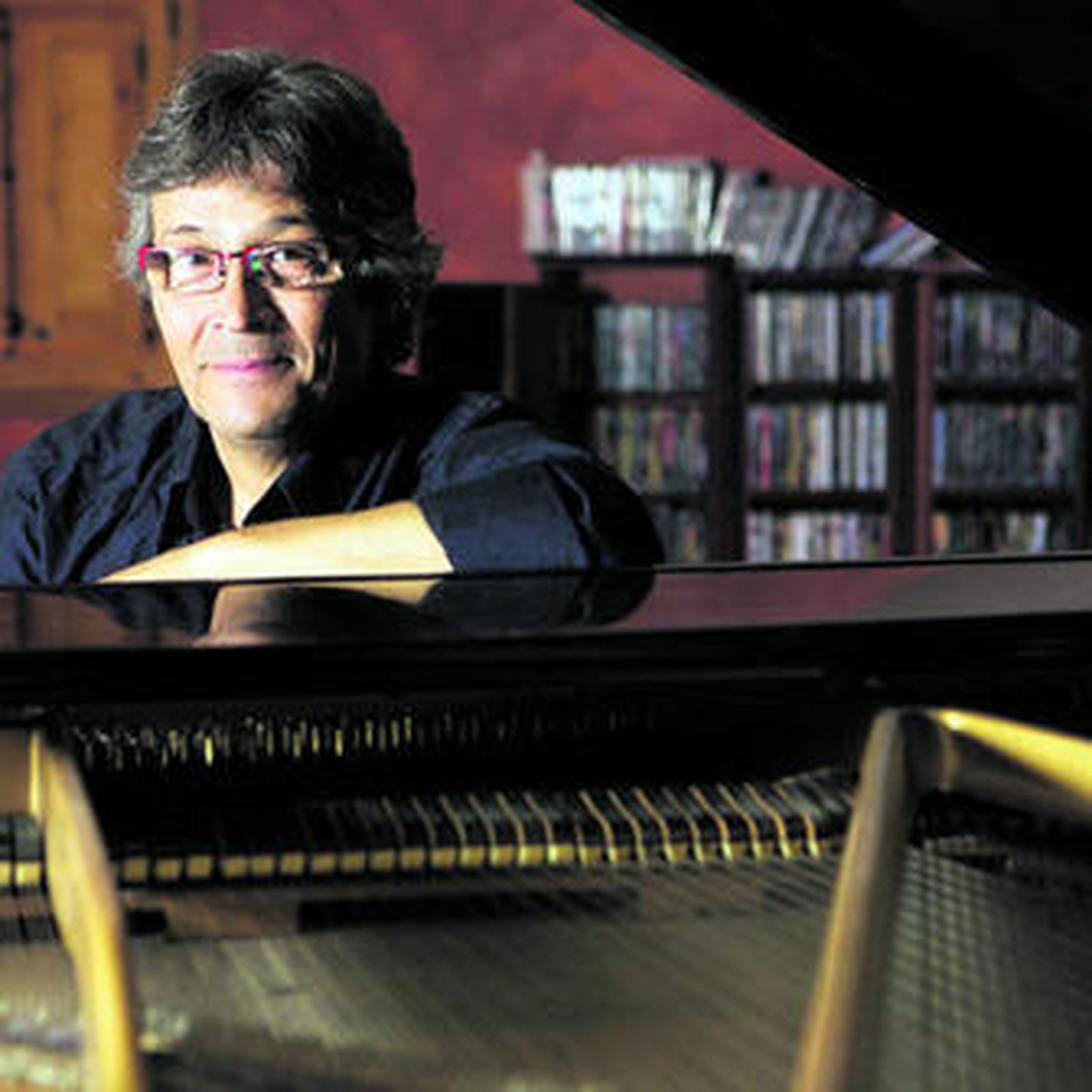 "A lo mejor el flamenco puro hoy es Paco de Lucía"