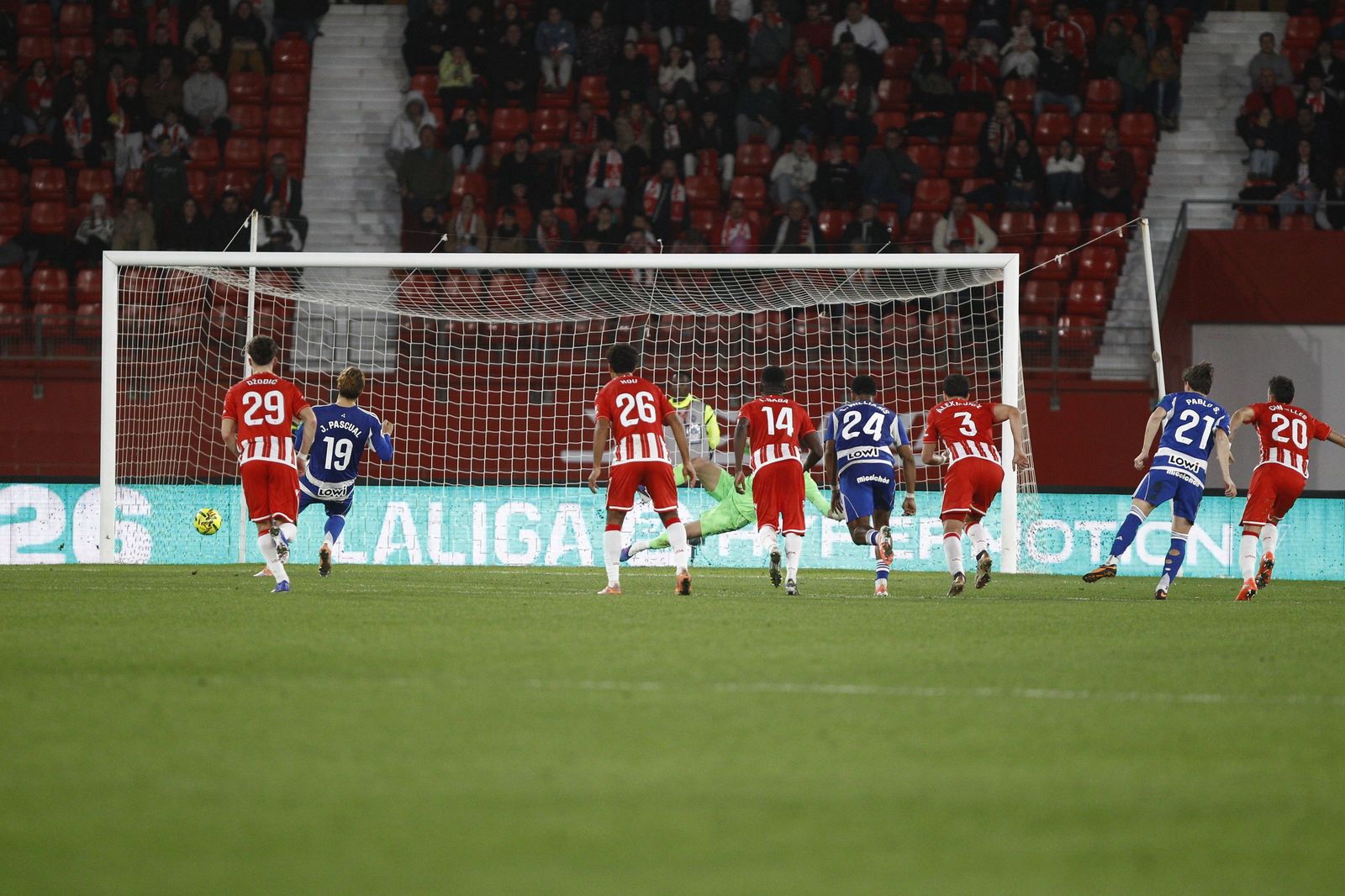 Las fotos del partido U.D. Almería-Granada C.F.