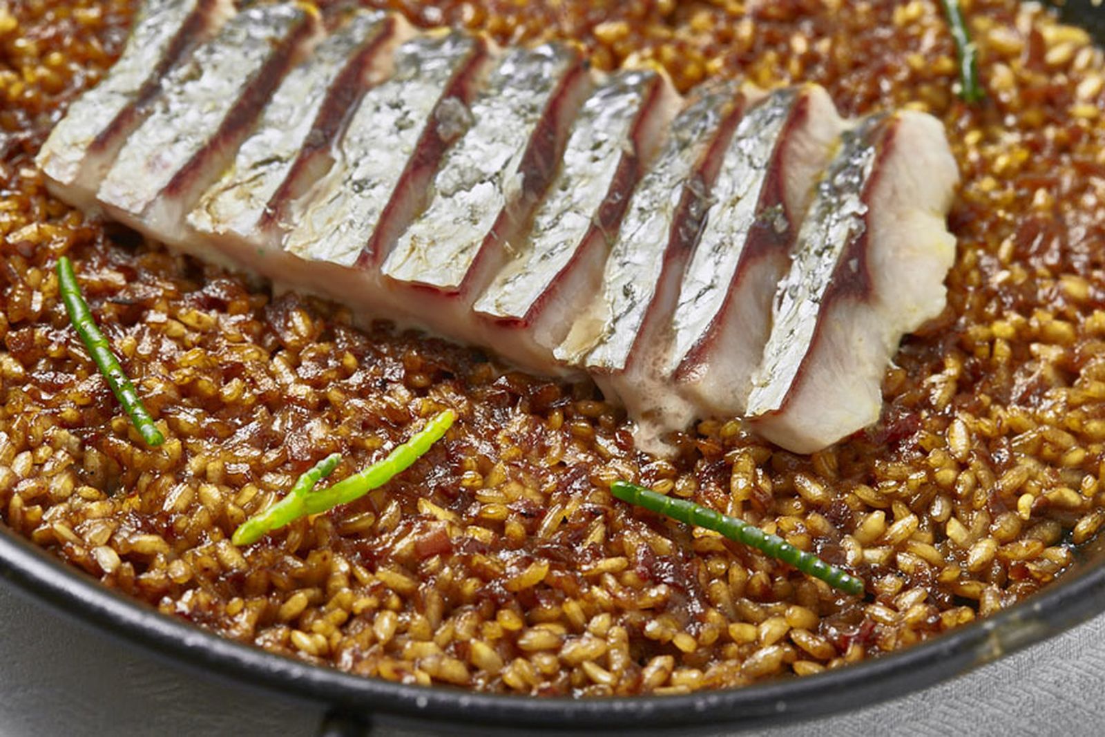 El arroz con coñetas y lisas de estero de El Faro