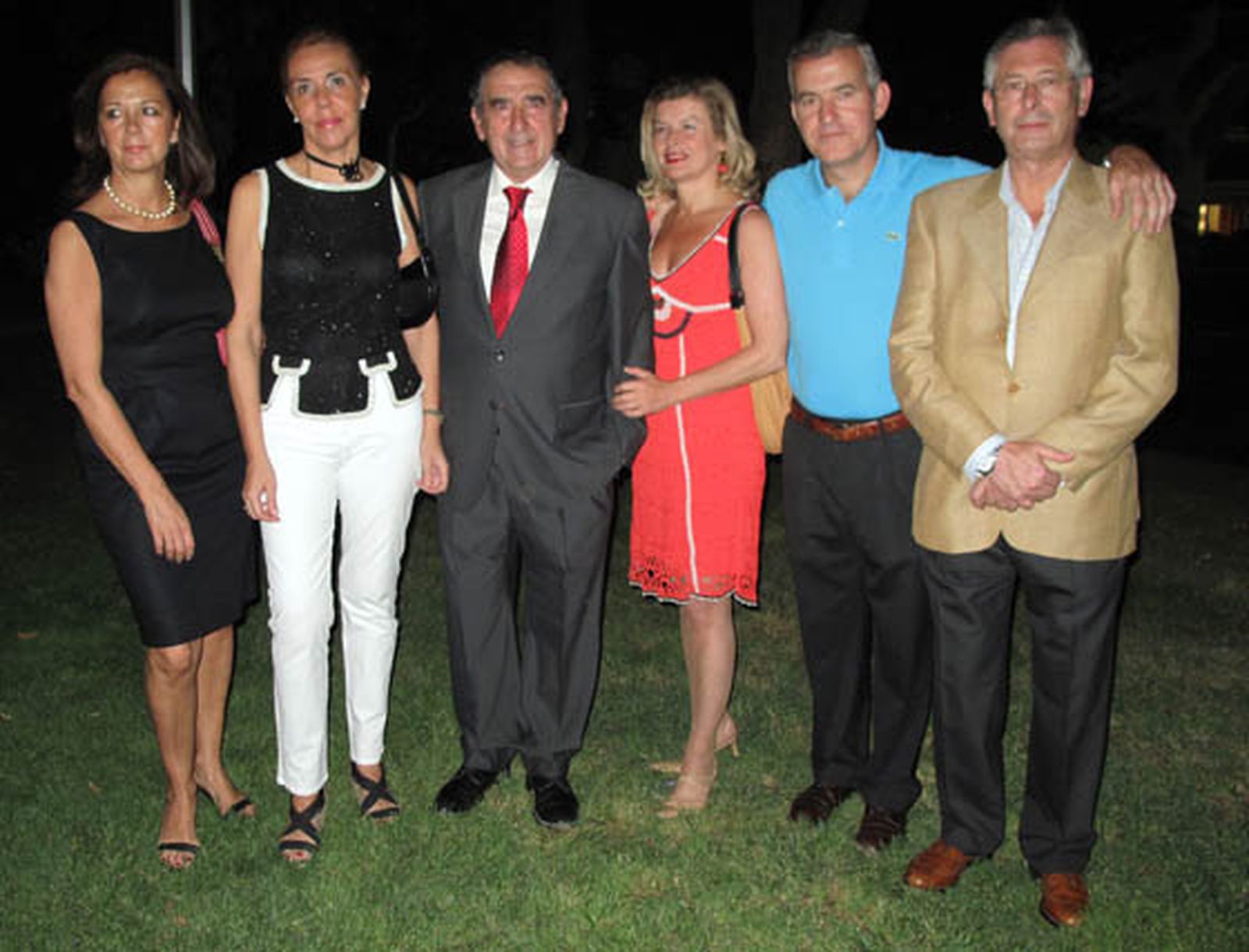 Lola García, Rocío Silva, Rafael Juliá, Belén Balbontín, Carlos Chaves y Paco Sánchez.

Foto: Victoria Ramírez