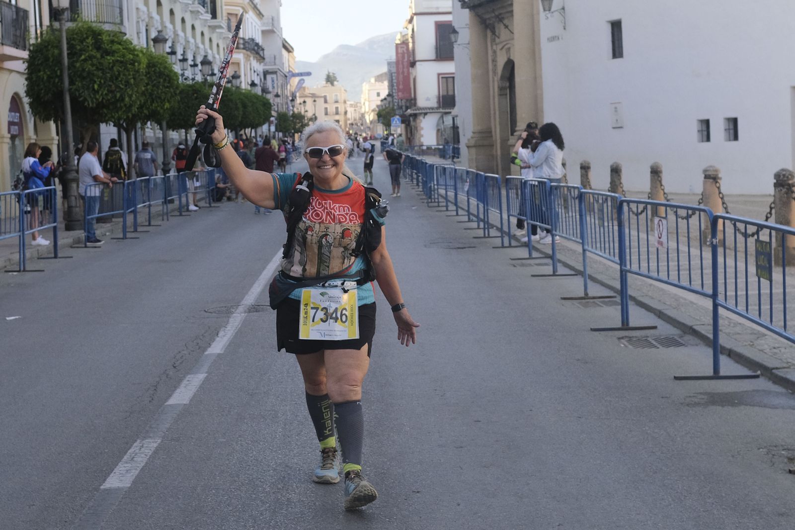 Cierre de la meta de los 101 kilómetros de la Legión, en fotos.