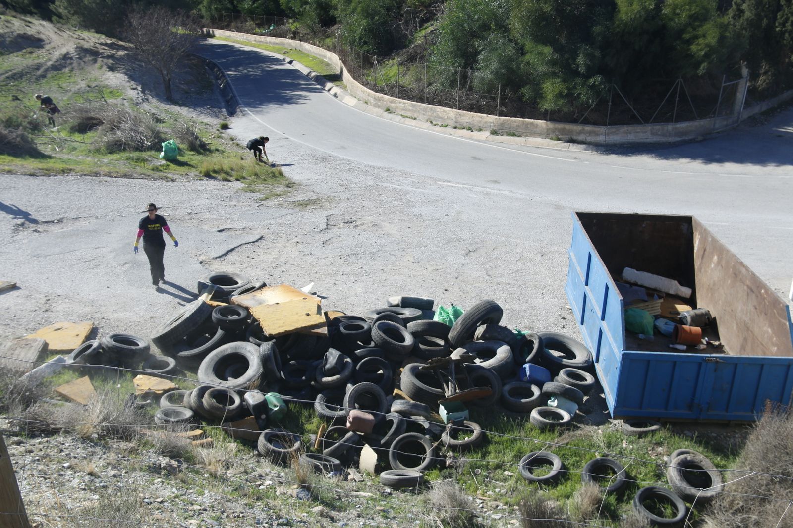 Así ha sido la primera jornada de plogging del año en la Costa de Granada