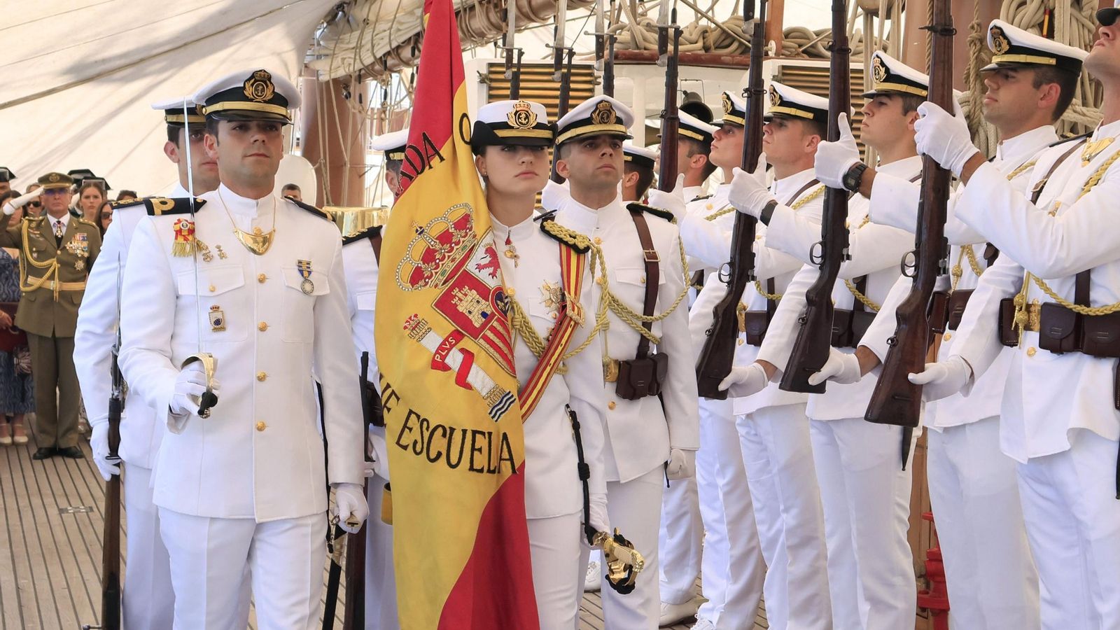 Las imágenes de la parada del 'Juan Sebastián de Elcano' en Cartagena de Indias (Colombia)