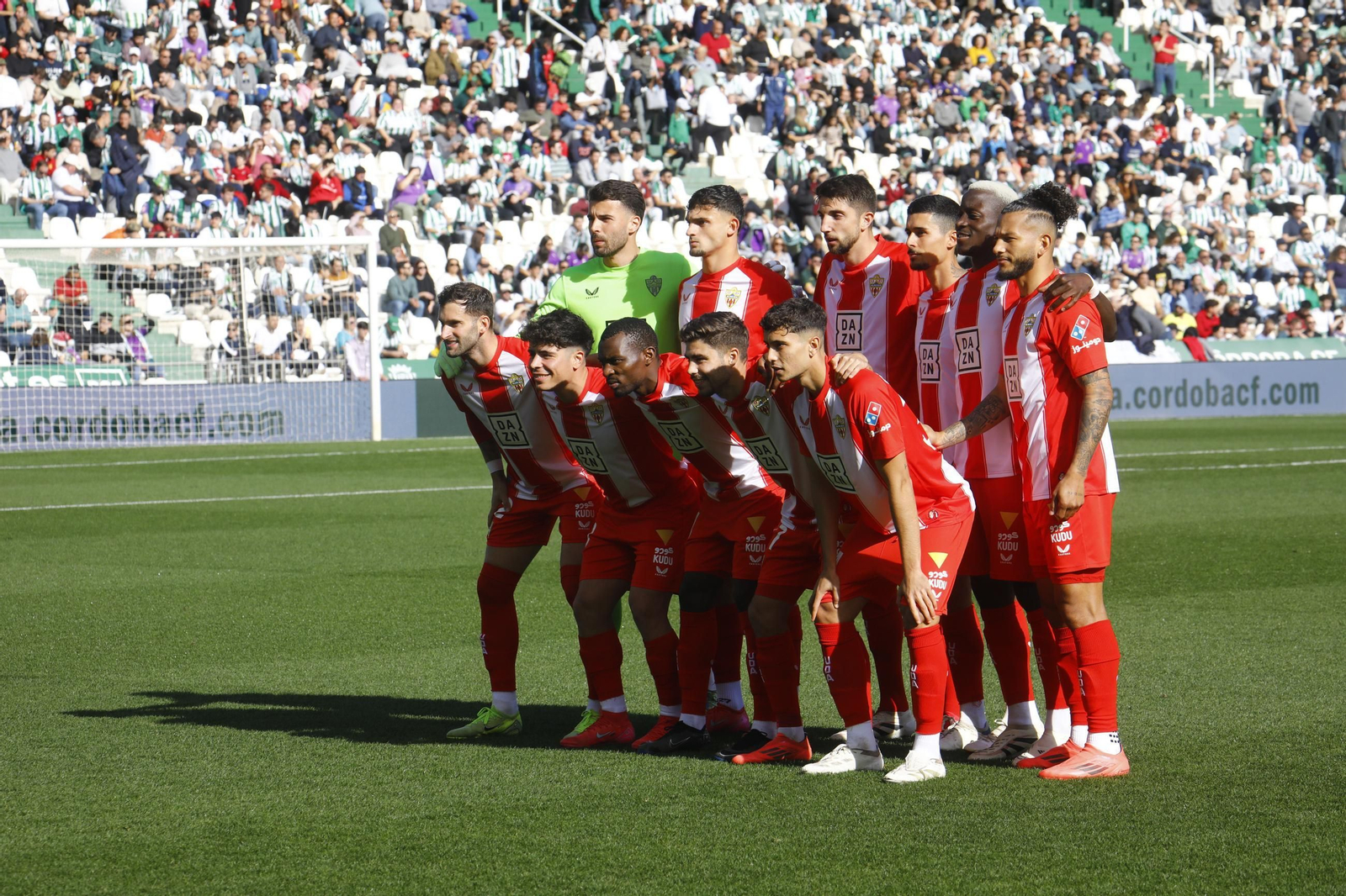 Las mejores fotos del ambiente en el Córdoba CF - Almería en El Arcángel