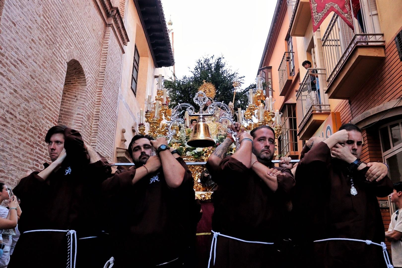 La procesión de la Divina Pastora en Málaga, en fotos
