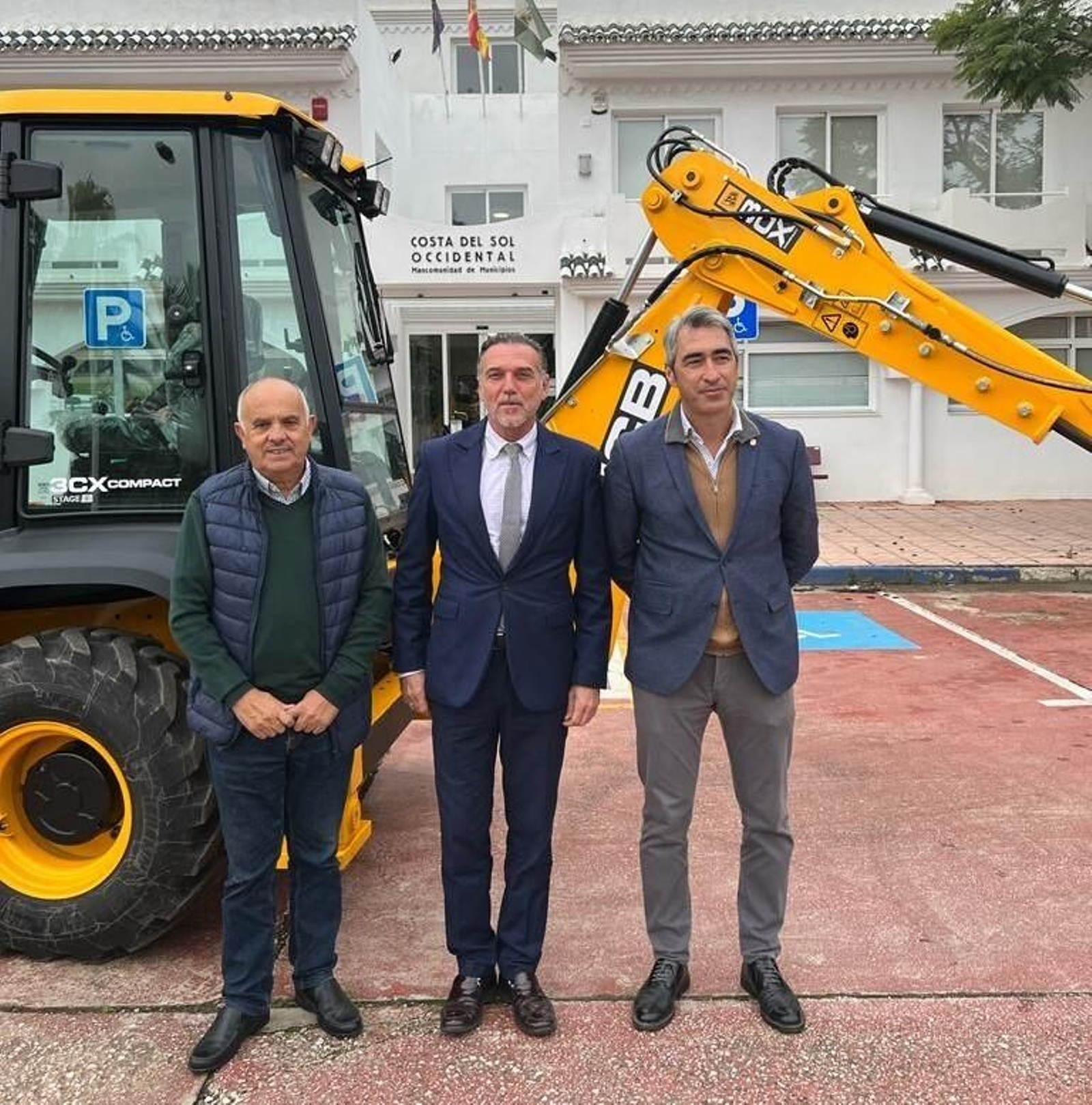 De izquierda a derecha, Salvador Rodríguez, José Antonio Mena y Víctor Navas.