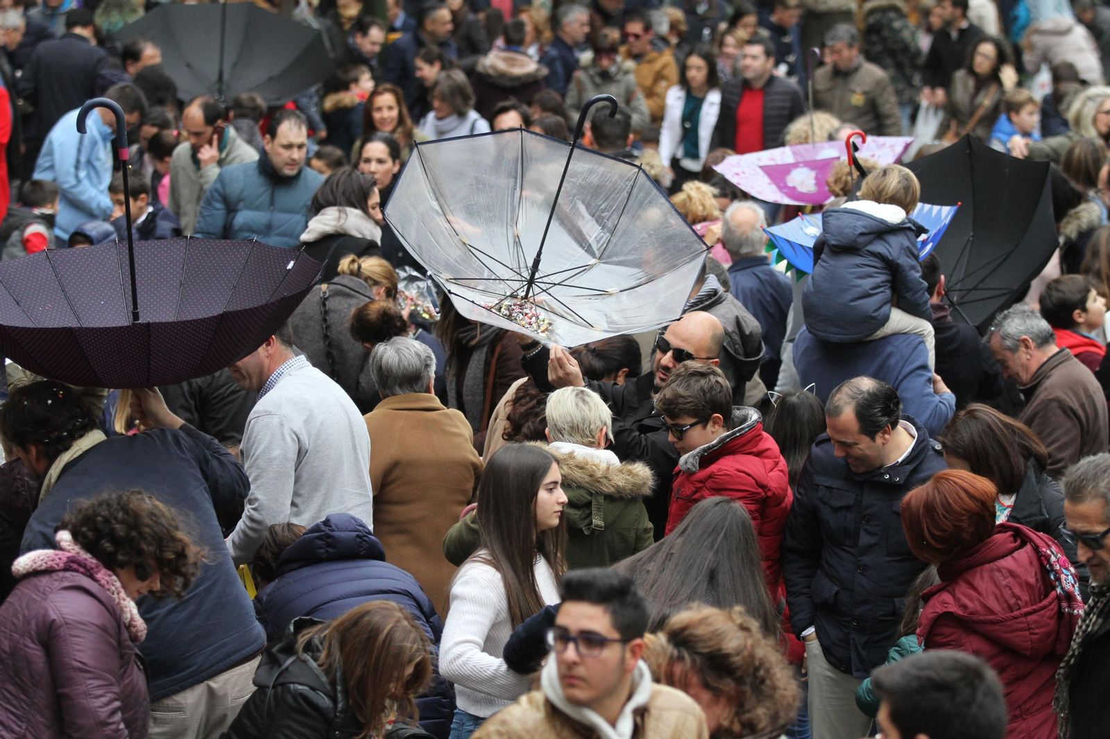Cabalgata de los Reyes Magos 2018: Melchor, Gaspar y Baltazar adelantan su salida para llenar de ilusión las calles de Huelva