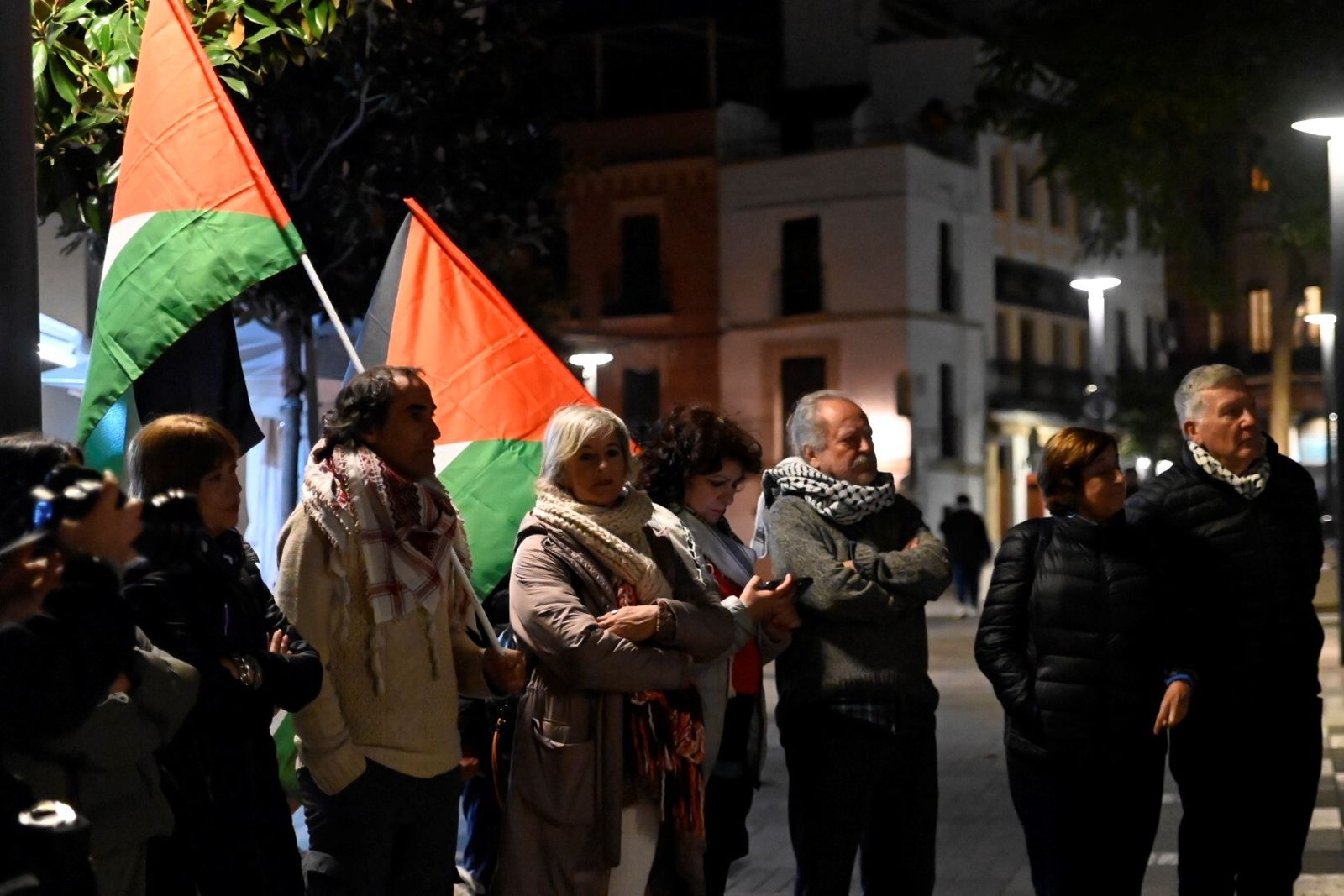 La vigilia en solidaridad con el pueblo palestino en Córdoba, en imágenes