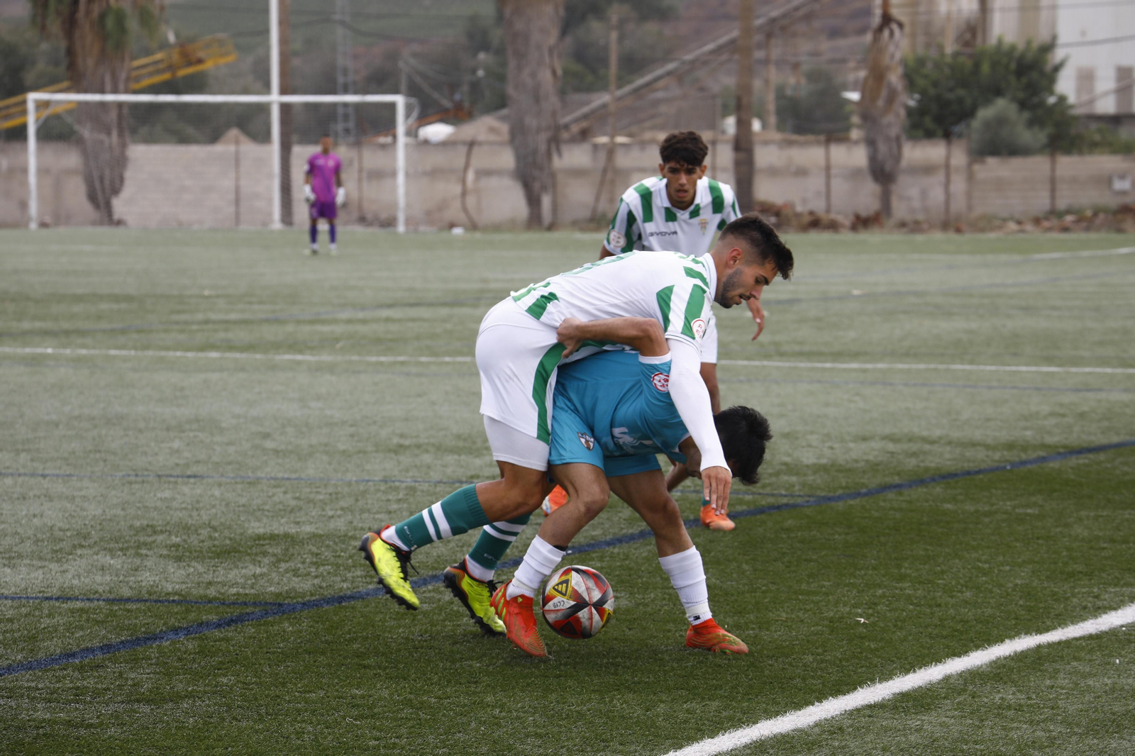 Las mejores fotos del derbi provincial entre el Córdoba B y el Pozoblanco