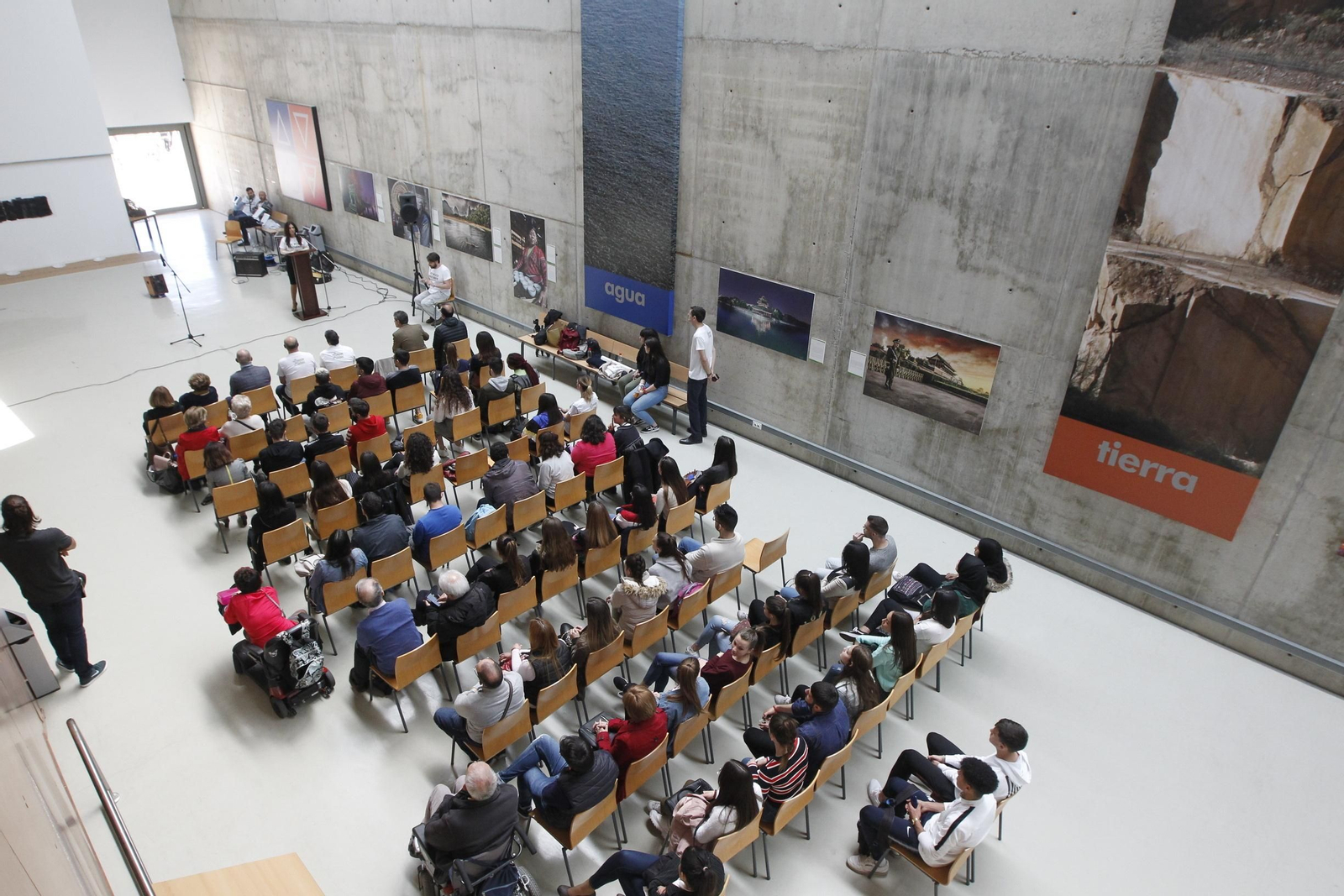 Fotos mural reivindicativo enfermedades raras Universidad de Almería-UAL