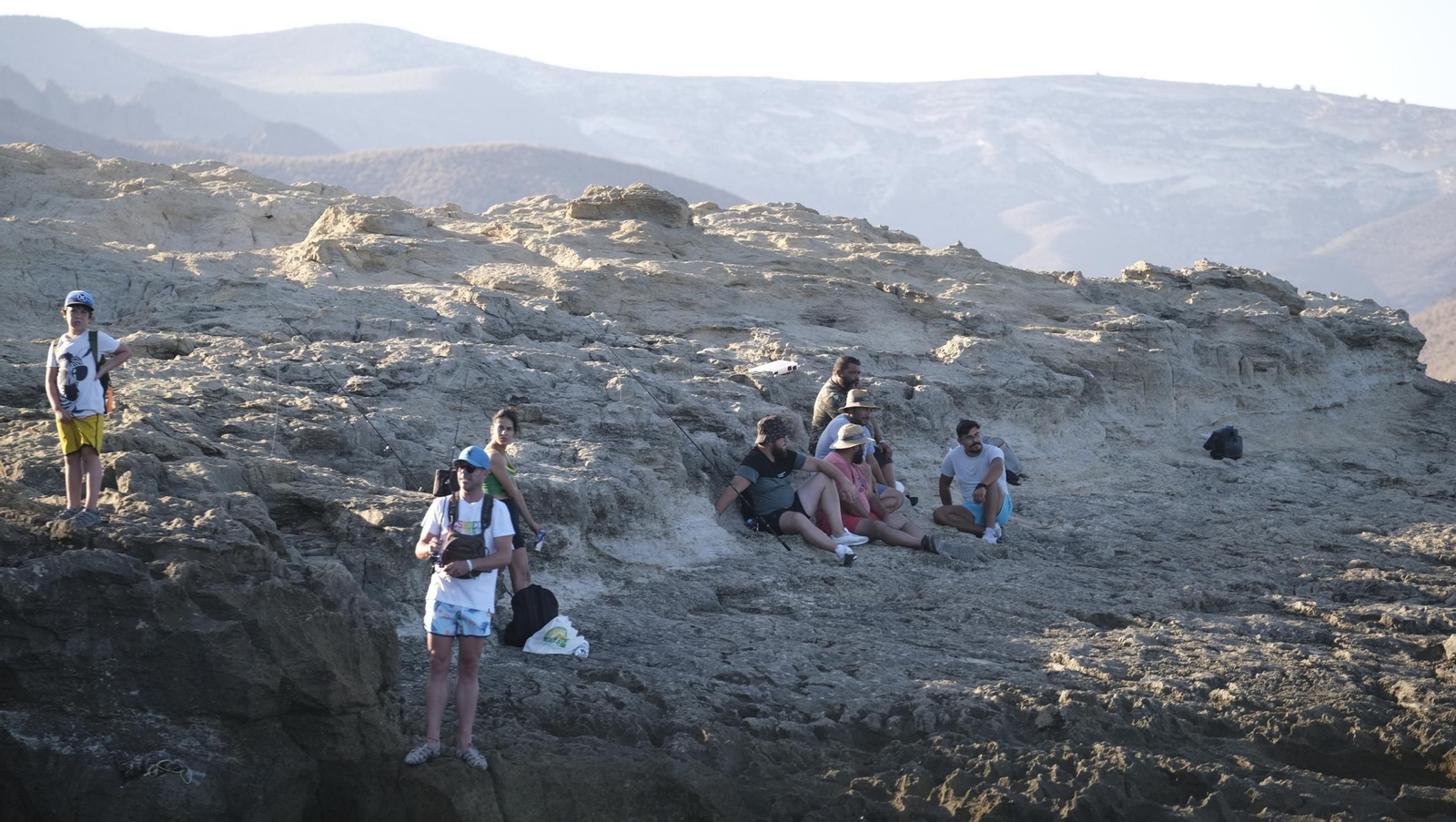 Una jornada con el servicio marítimo de la Policía Local de Níjar, en imágenes