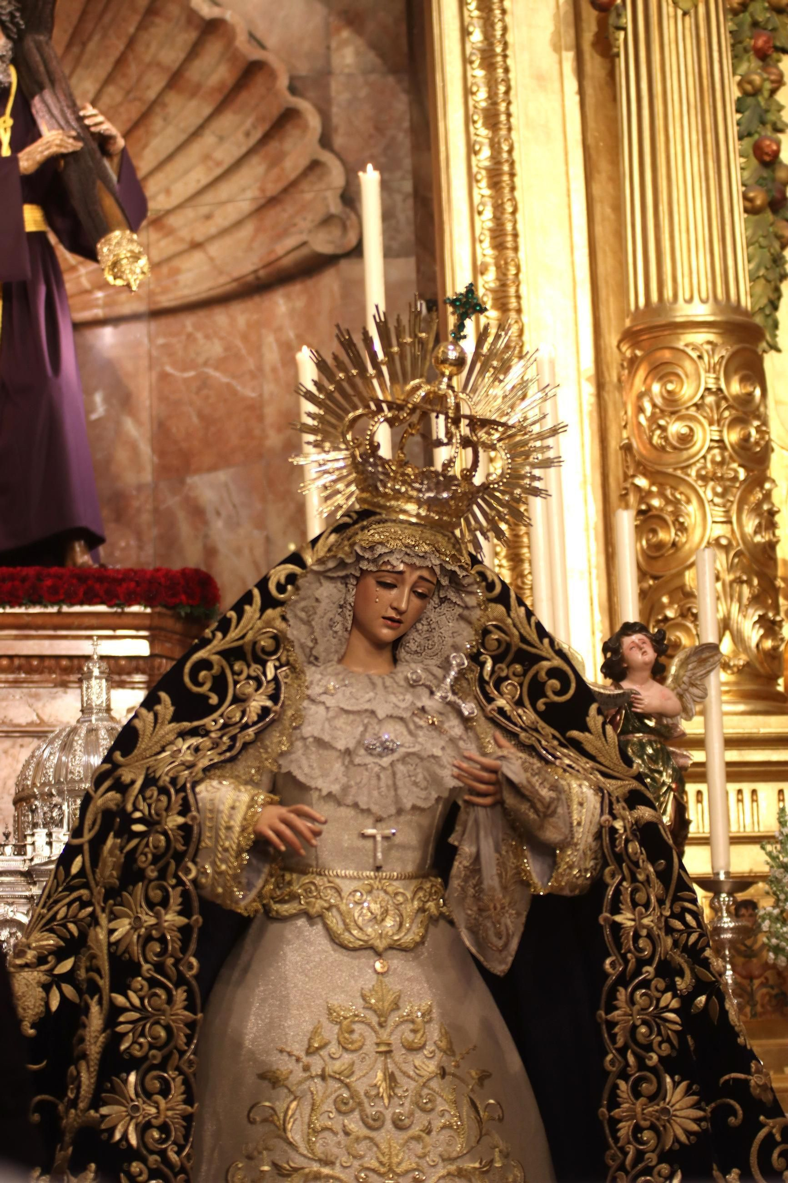 Besamanos de María Santísima del Mayor Dolor y Traspaso (Gran Poder)