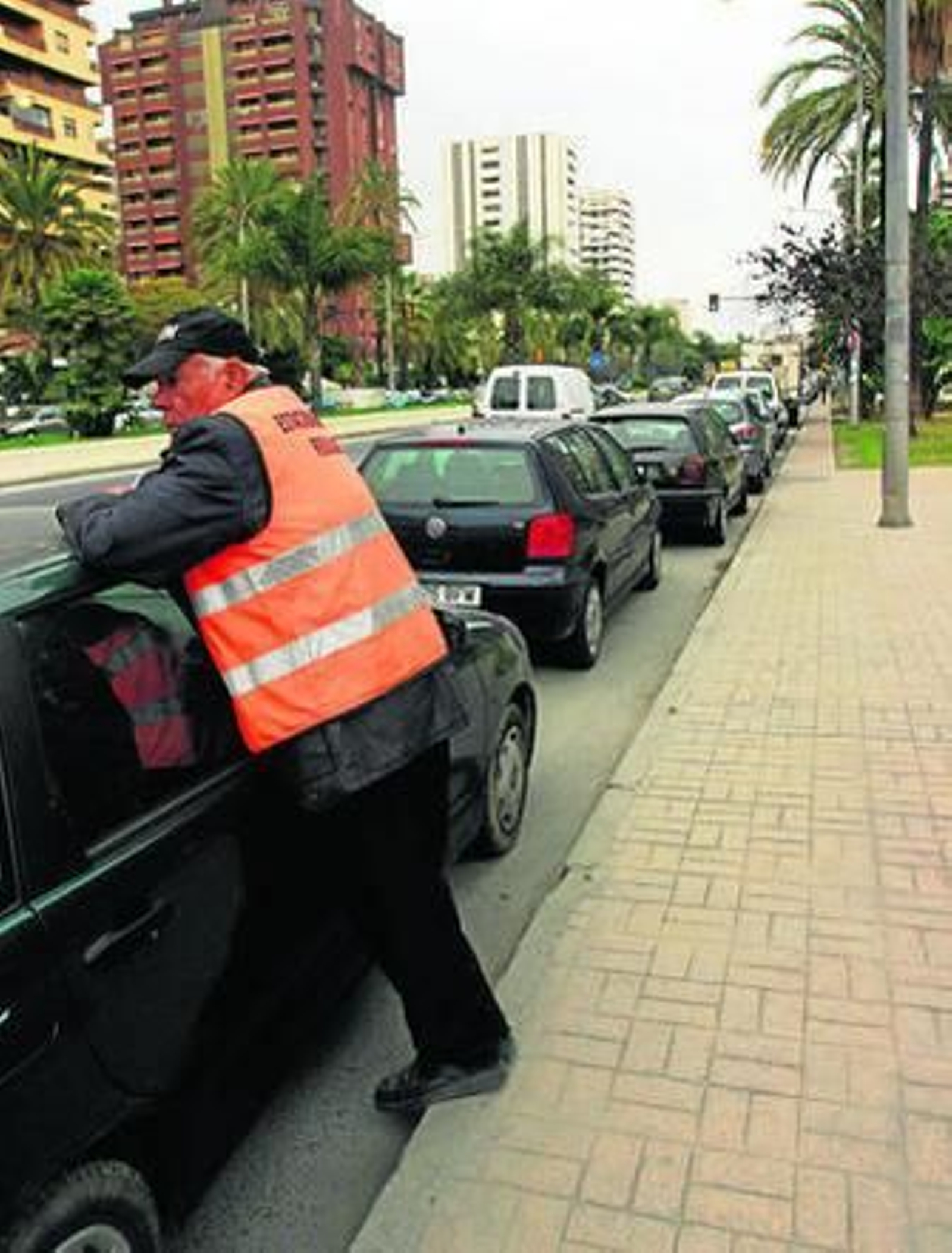 Un aparcacoches en una imagen de archivo.