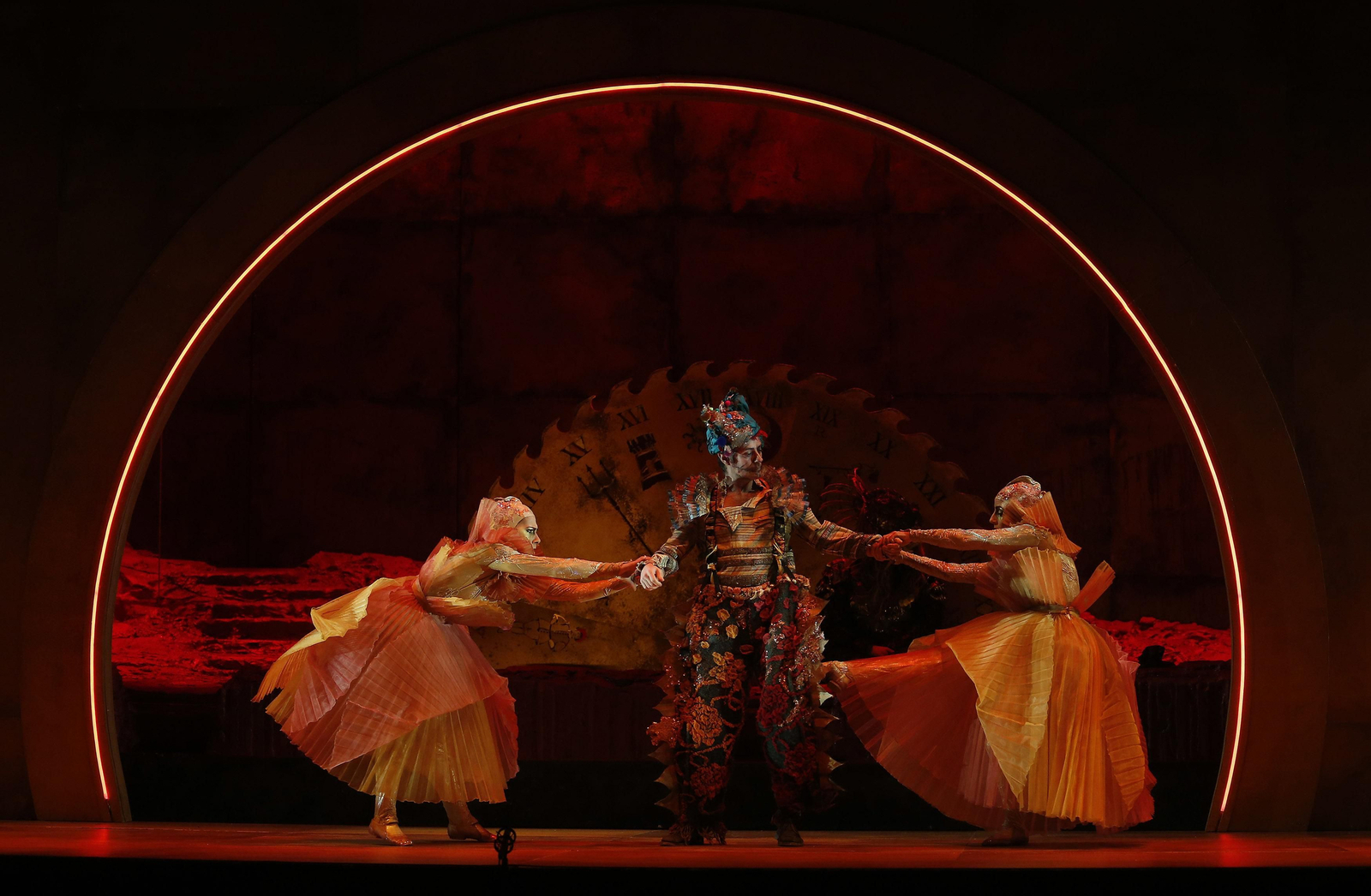 Las imágenes de la ópera 'El emperador de la Atlántida'