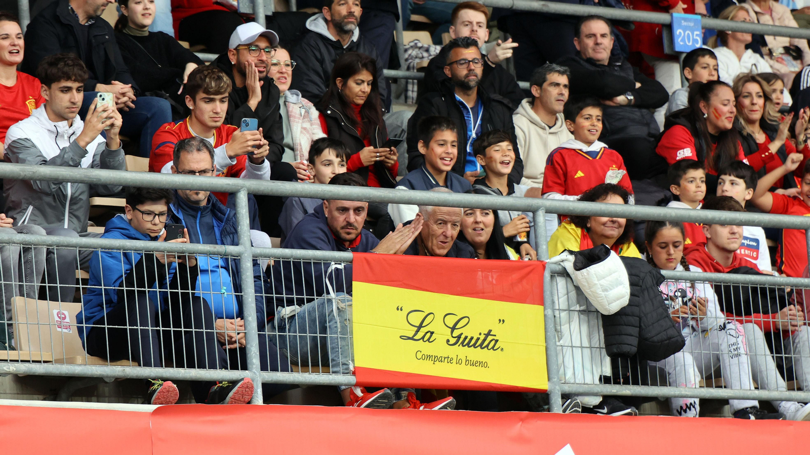 Búscate en el España - Eslovaquia Sub-21 en Jerez