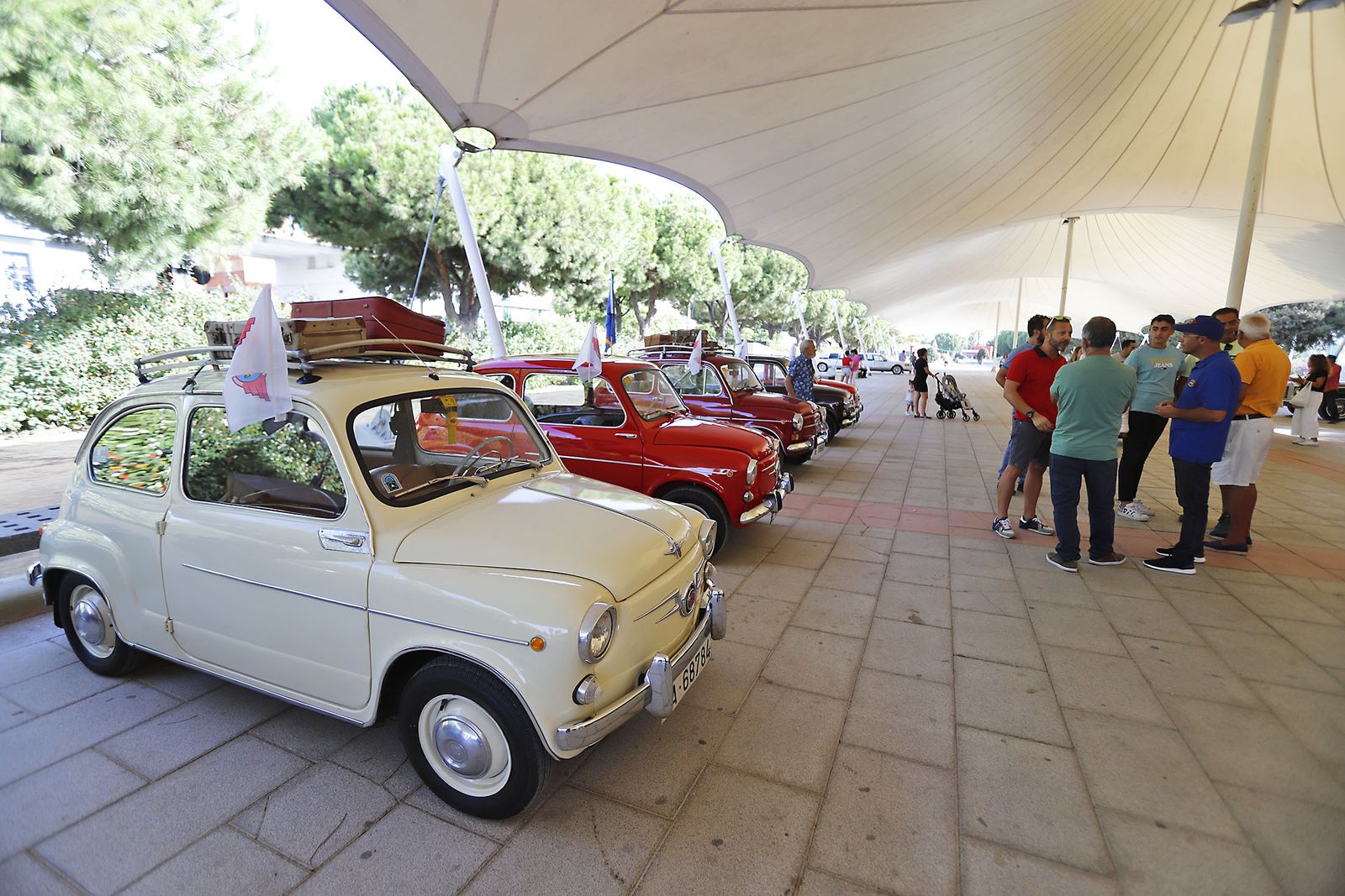 XVII concentración de vehículos antiguos Ciudad de Huelva