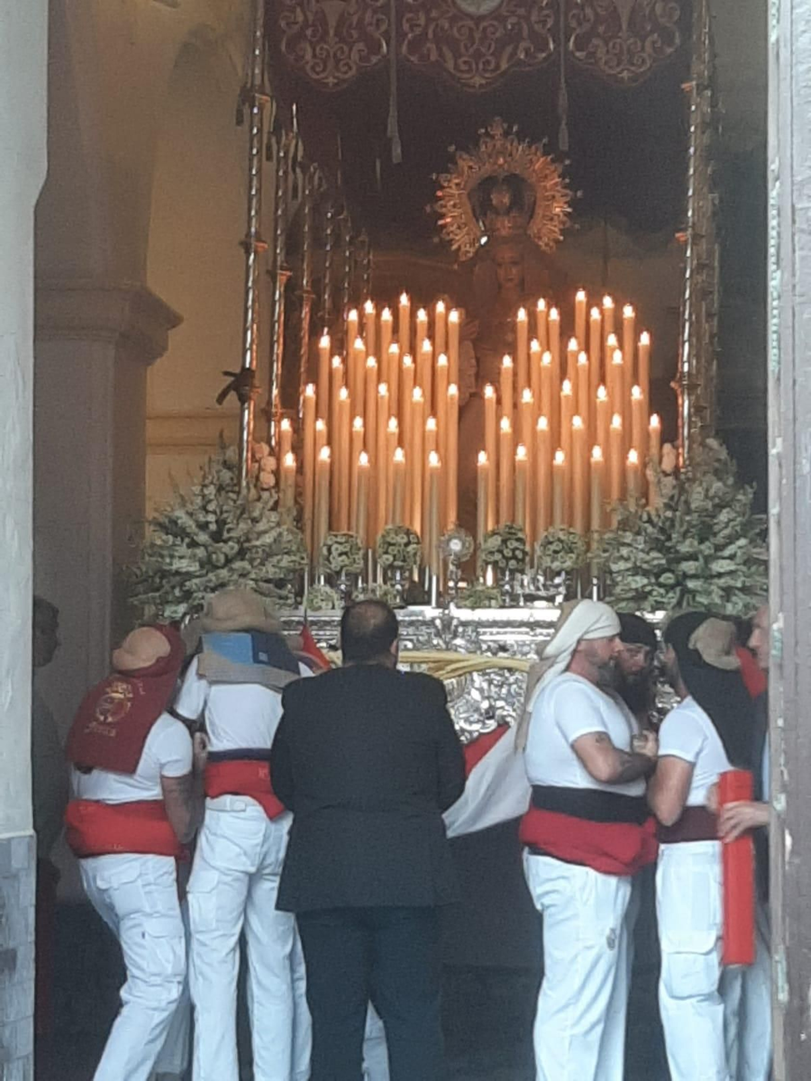 Fotos del Jueves Santo en Tarifa: El Encuentro