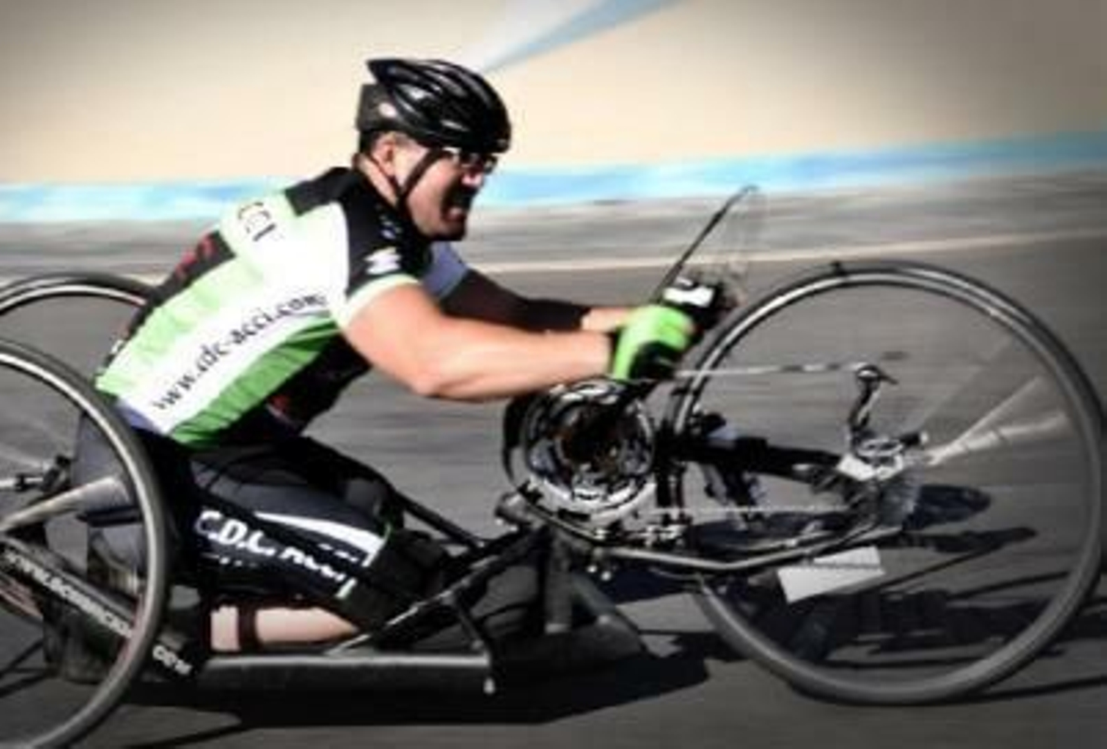 La dignidad de José Rojas: el primer  ciclista de élite abiertamente gay