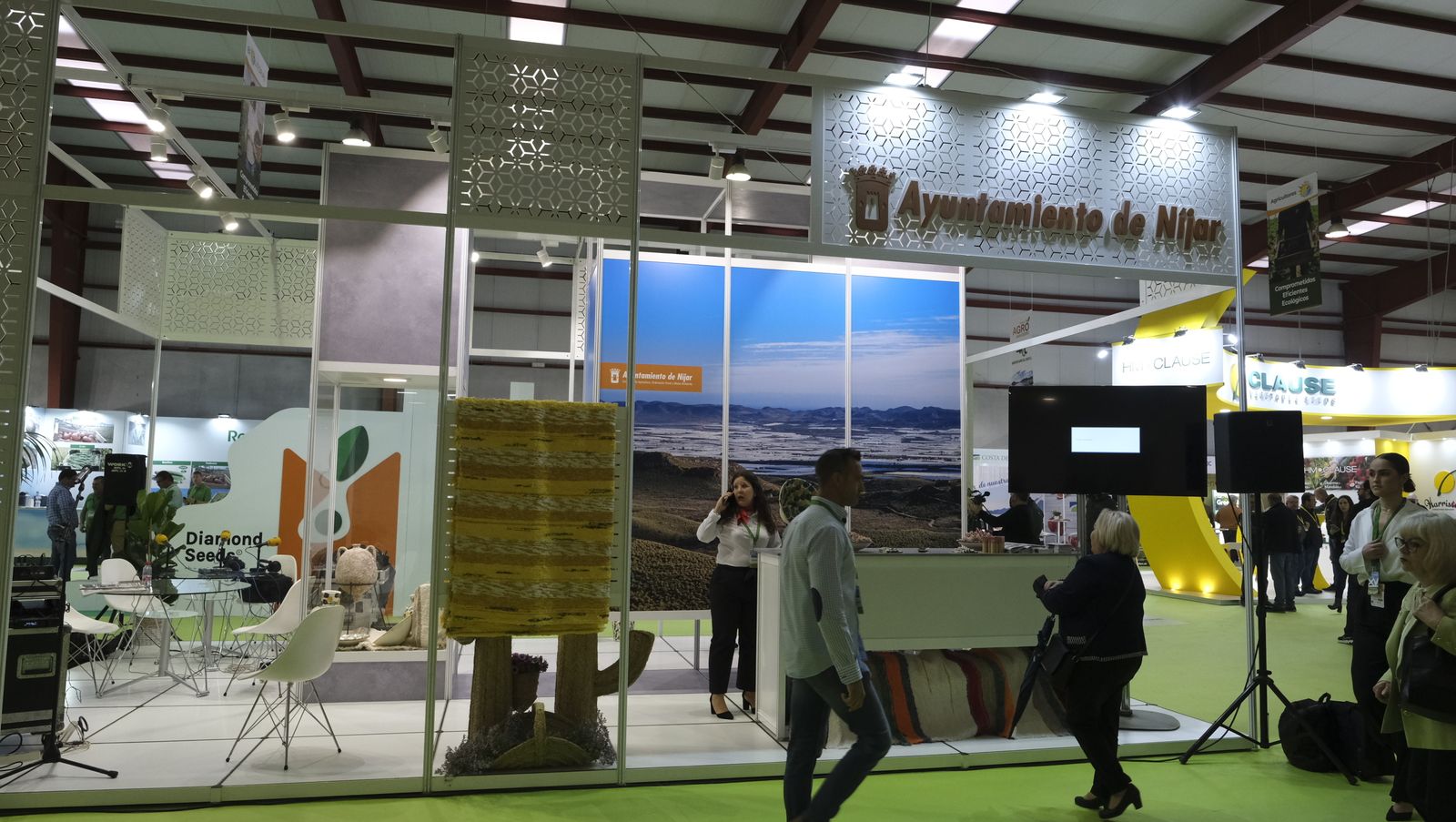 Imágenes del primer día de Expolevante Níjar.