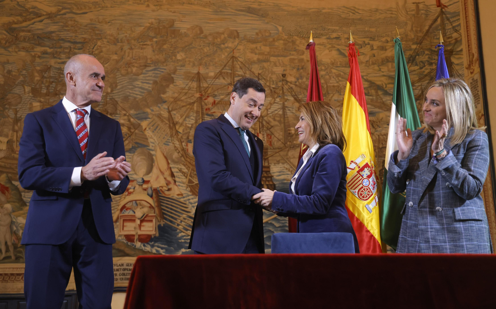 La firma histórica para construir la línea 3 del Metro de Sevilla, en imágenes