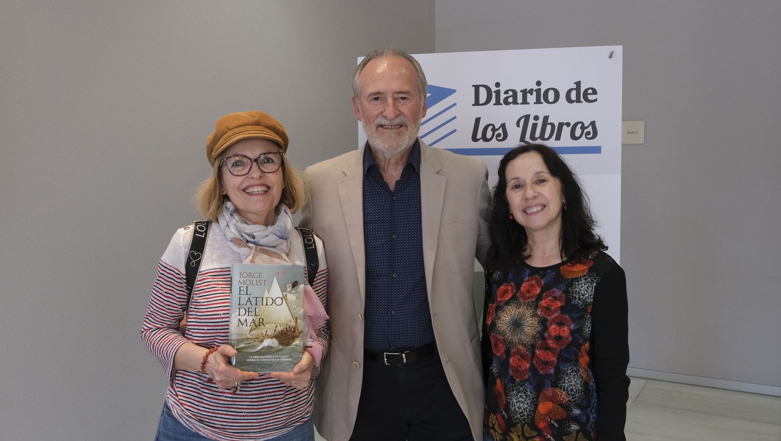 Fotogalería de Diario de los Libros, con el escritor Jorge Molist
