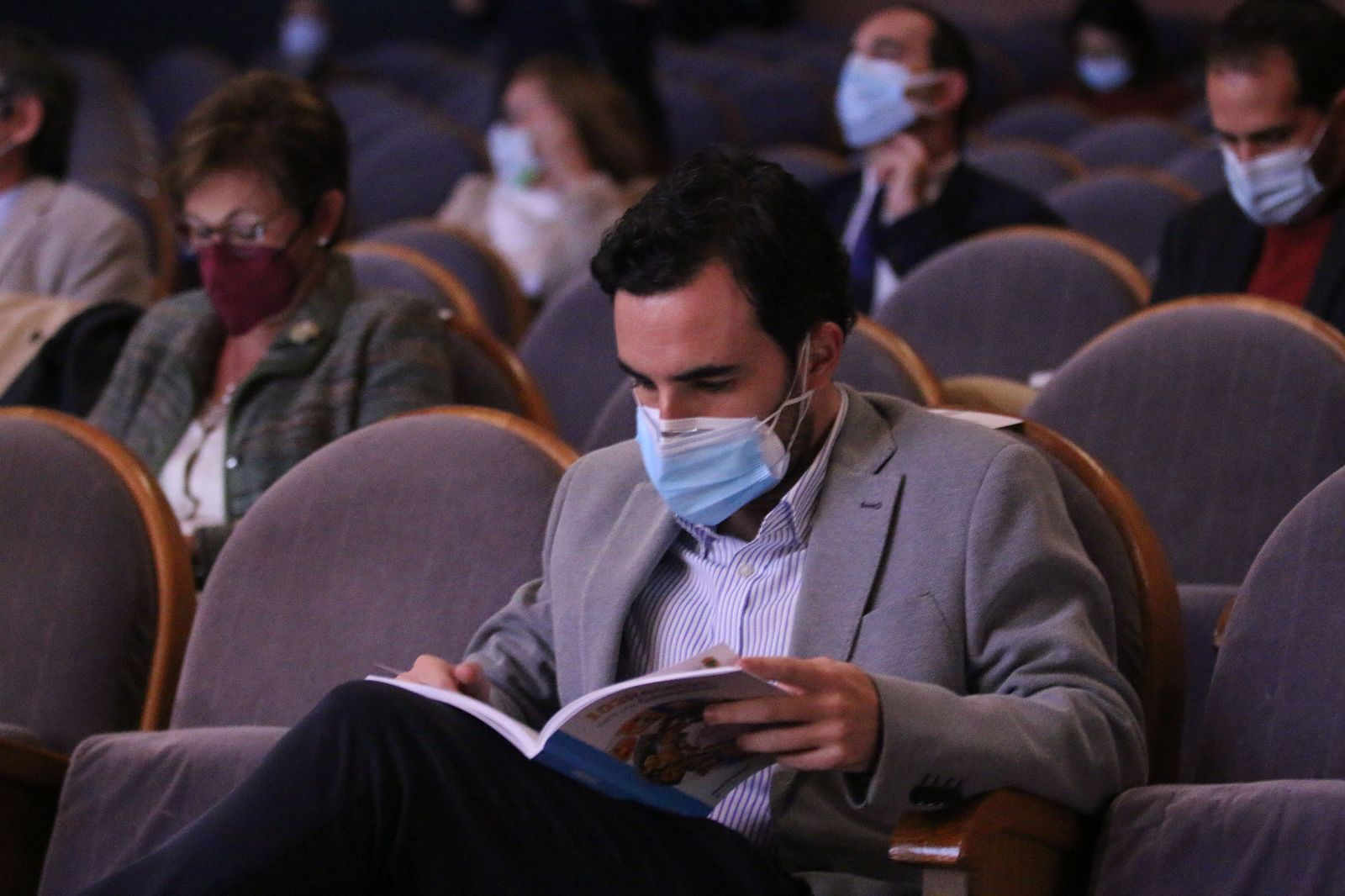 Fotogalería presentación libro '103 Recetas para una Capitalidad'. Almería