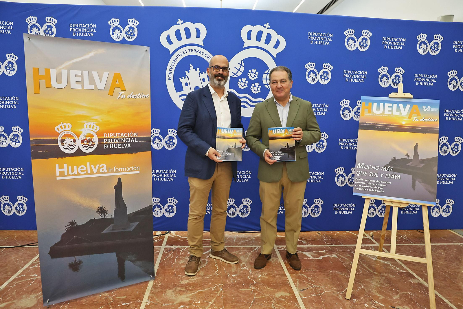 Imágenes de la presentación de la revista de Turismo "Huelva Tu Destino"