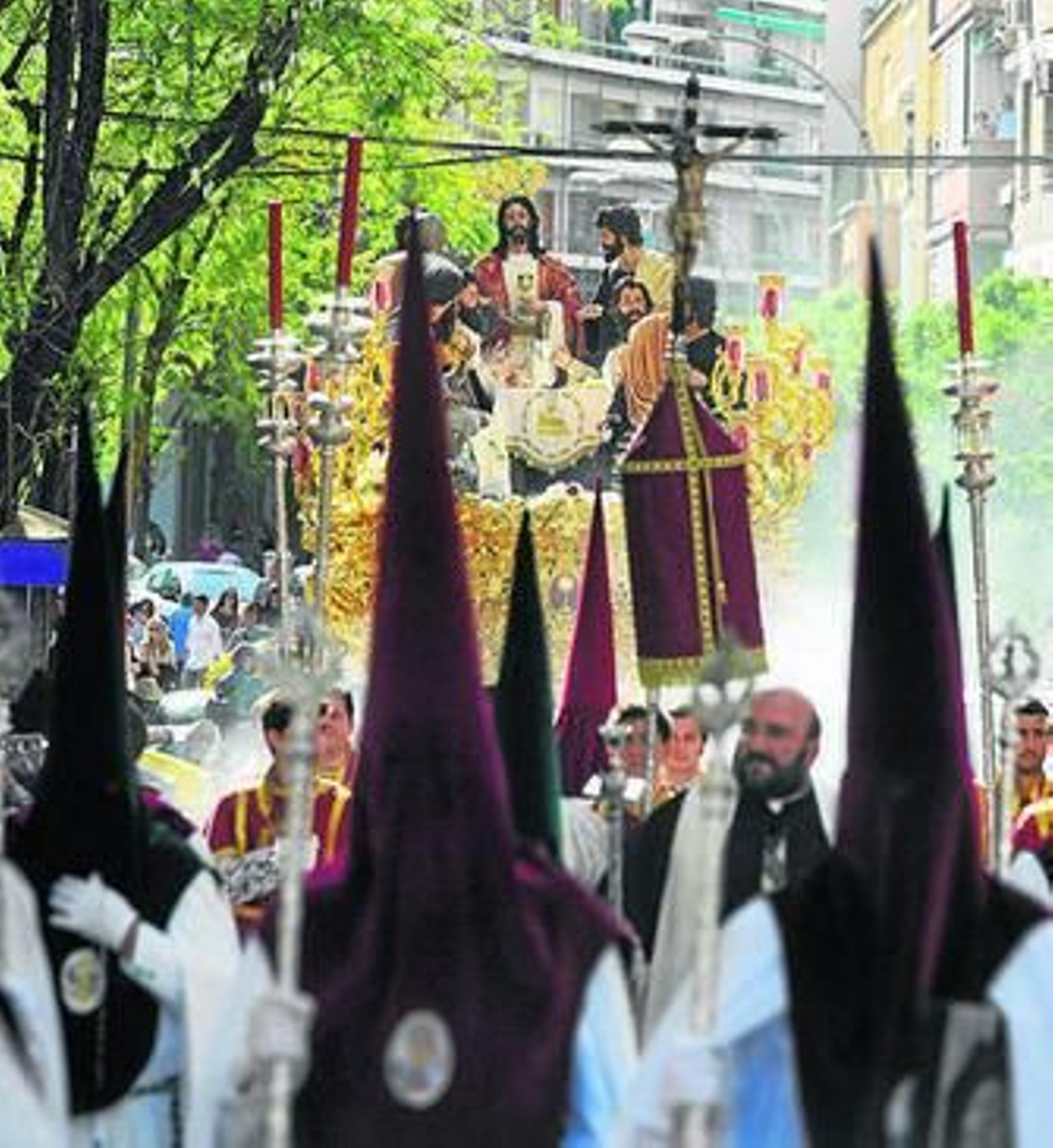 Estación de penitencia de la Sagrada Cena.