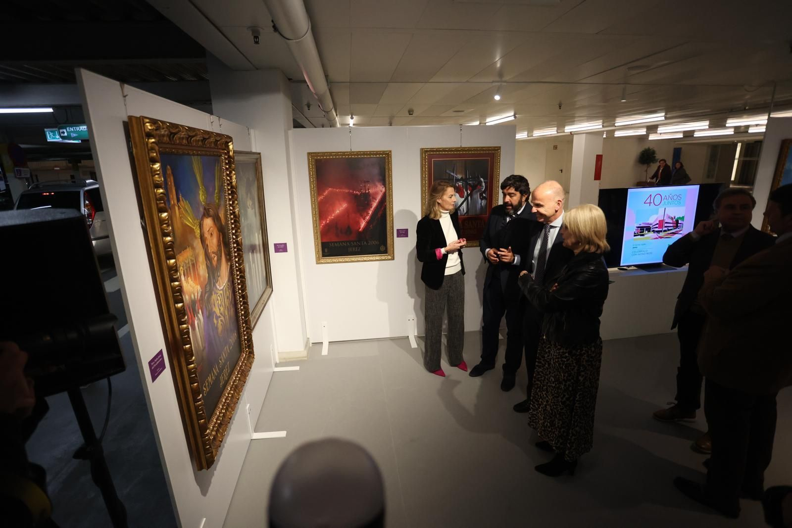 Muestra de carteles de Semana Santa de Jerez en El Corte Inglés