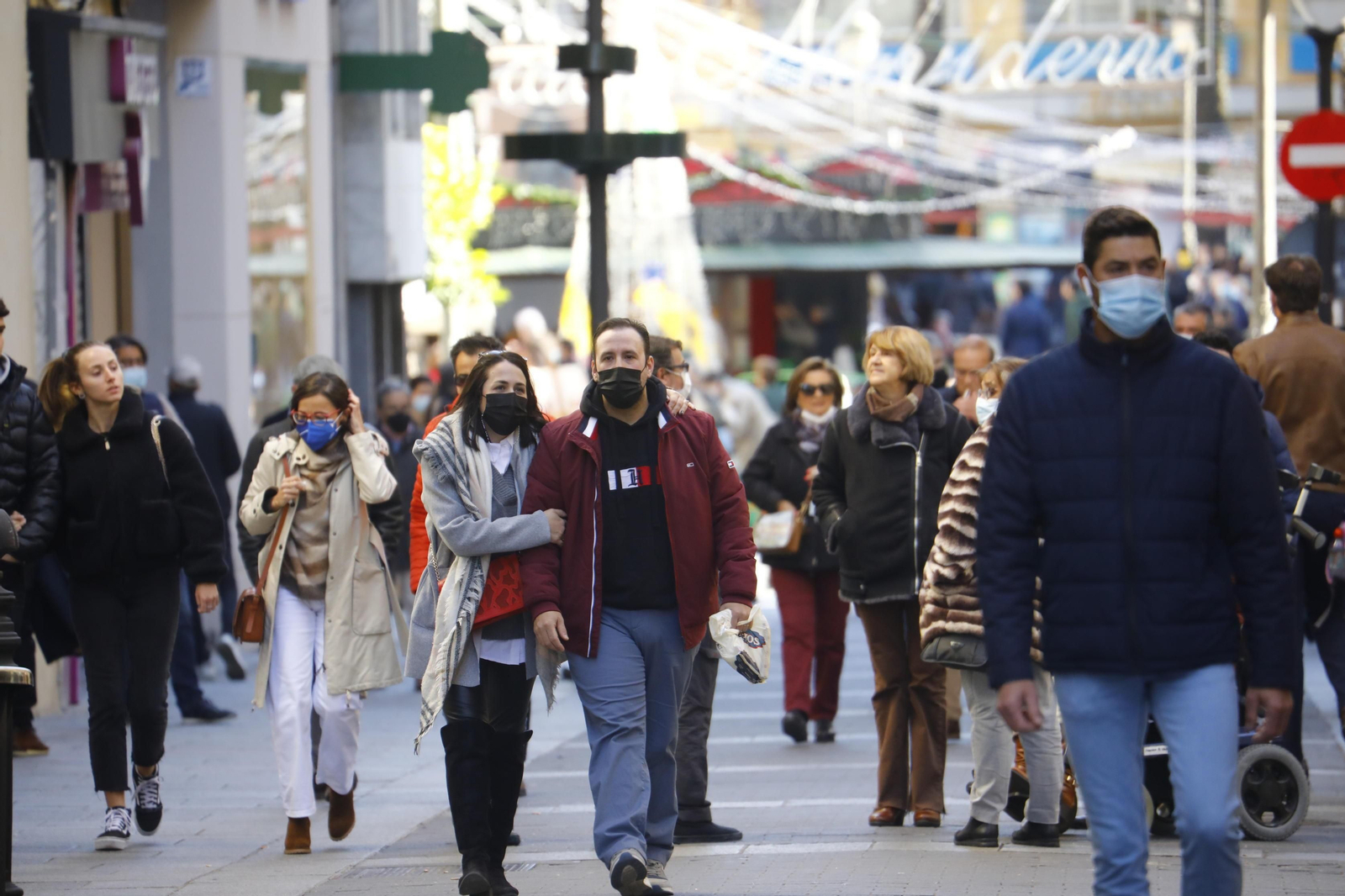 Arranca la jornada de compras navideñas en Córdoba, en imágenes