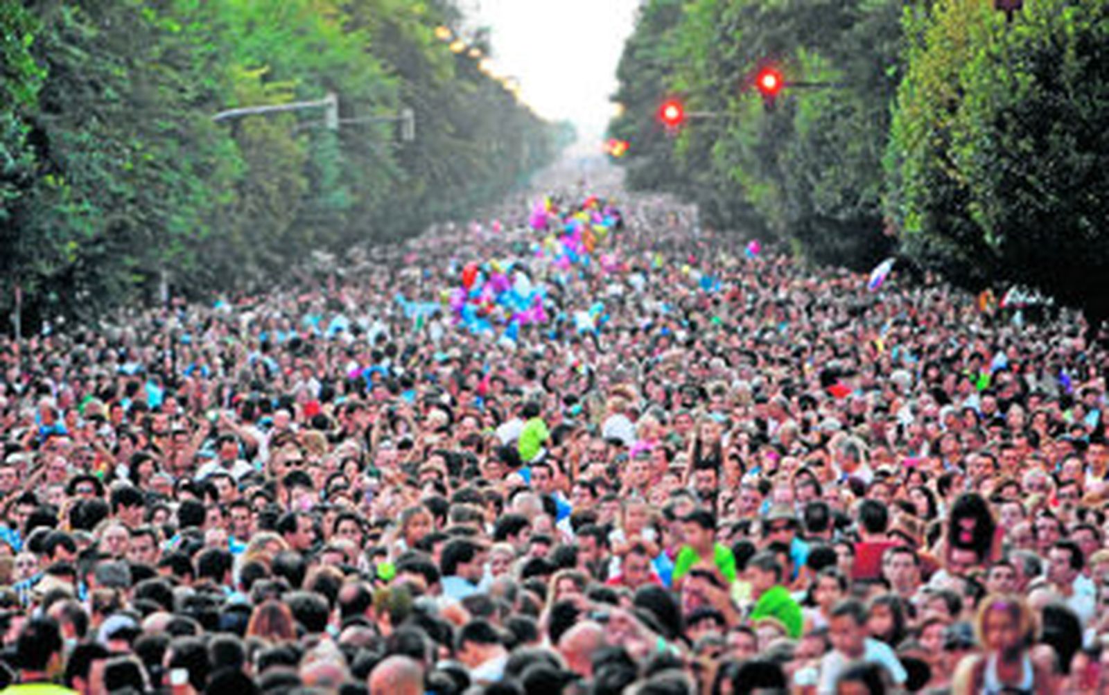 La población de Cádiz rondará los cien mil habitantes en 2035