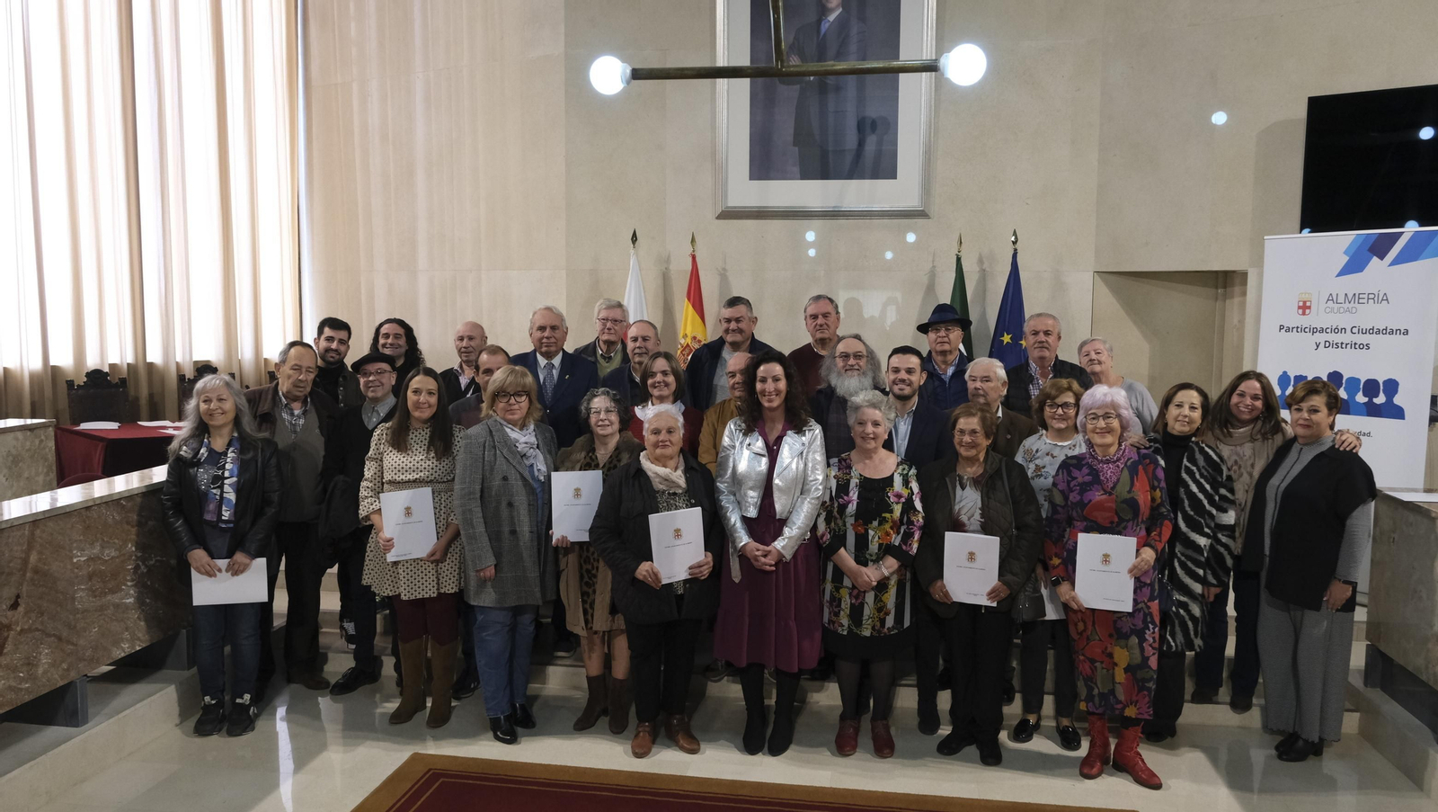 Imágenes de las entregas de subvenciones del Ayuntamiento de Almería a asociaciones de vecinos