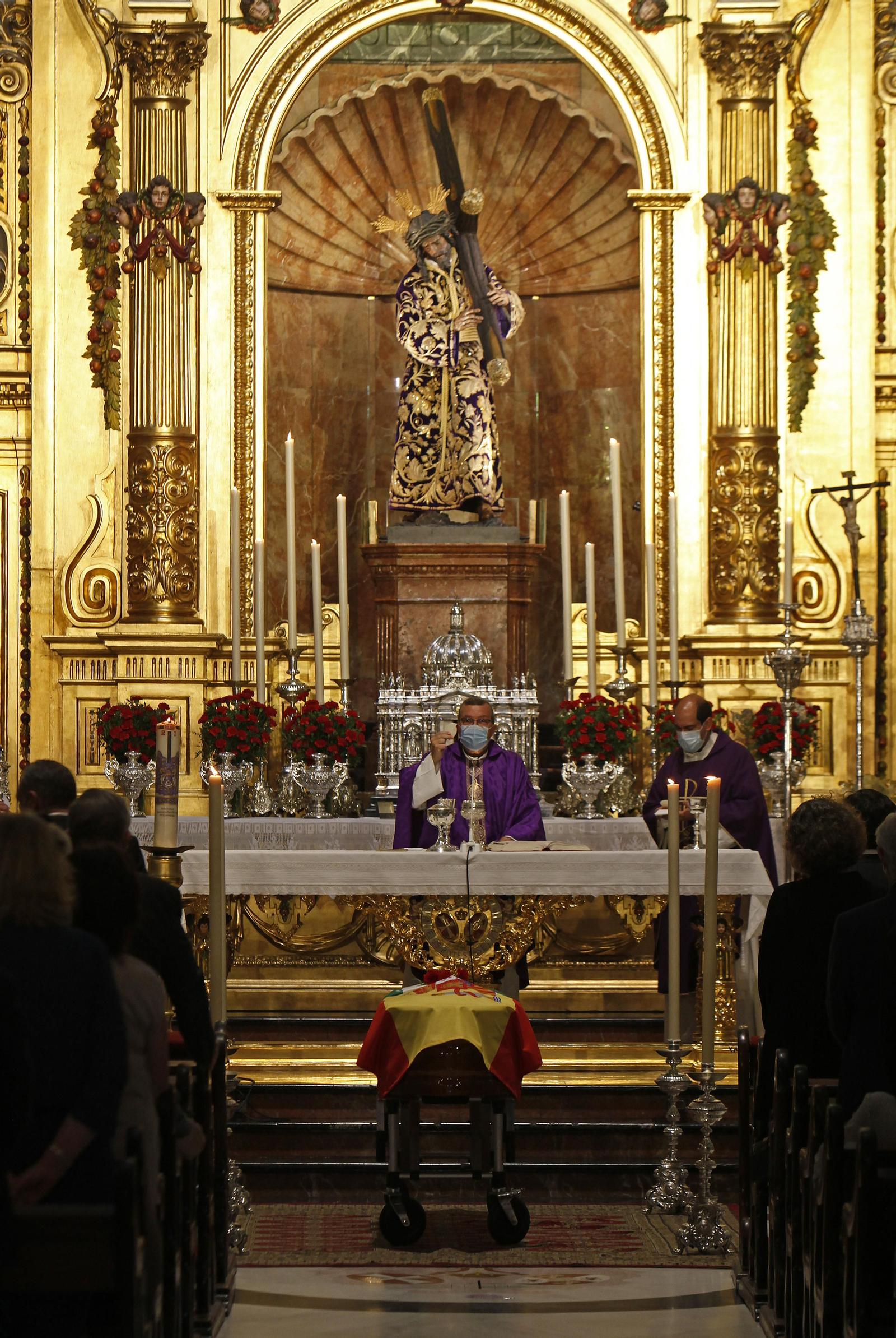 Funeral Manuel Clavero en el Gran Poder