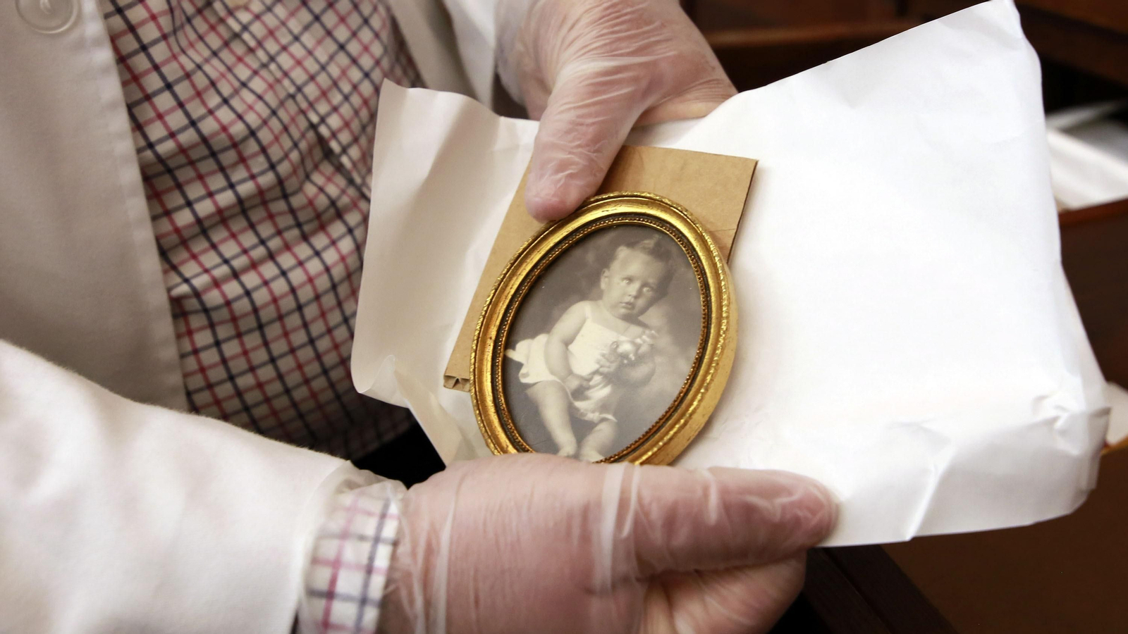 Imágenes del archivo fotográfico conservado en Bodegas Tradición
