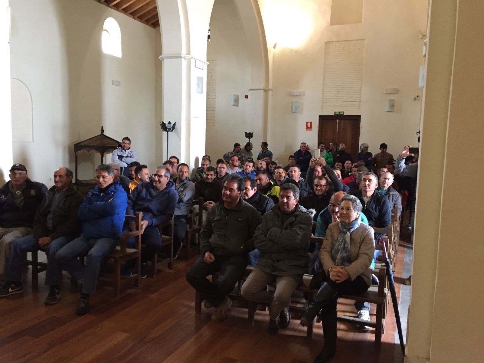 Los pescadores que se reunieron con el presidente de la Federación Nacional de Cofradías de Pescadores.