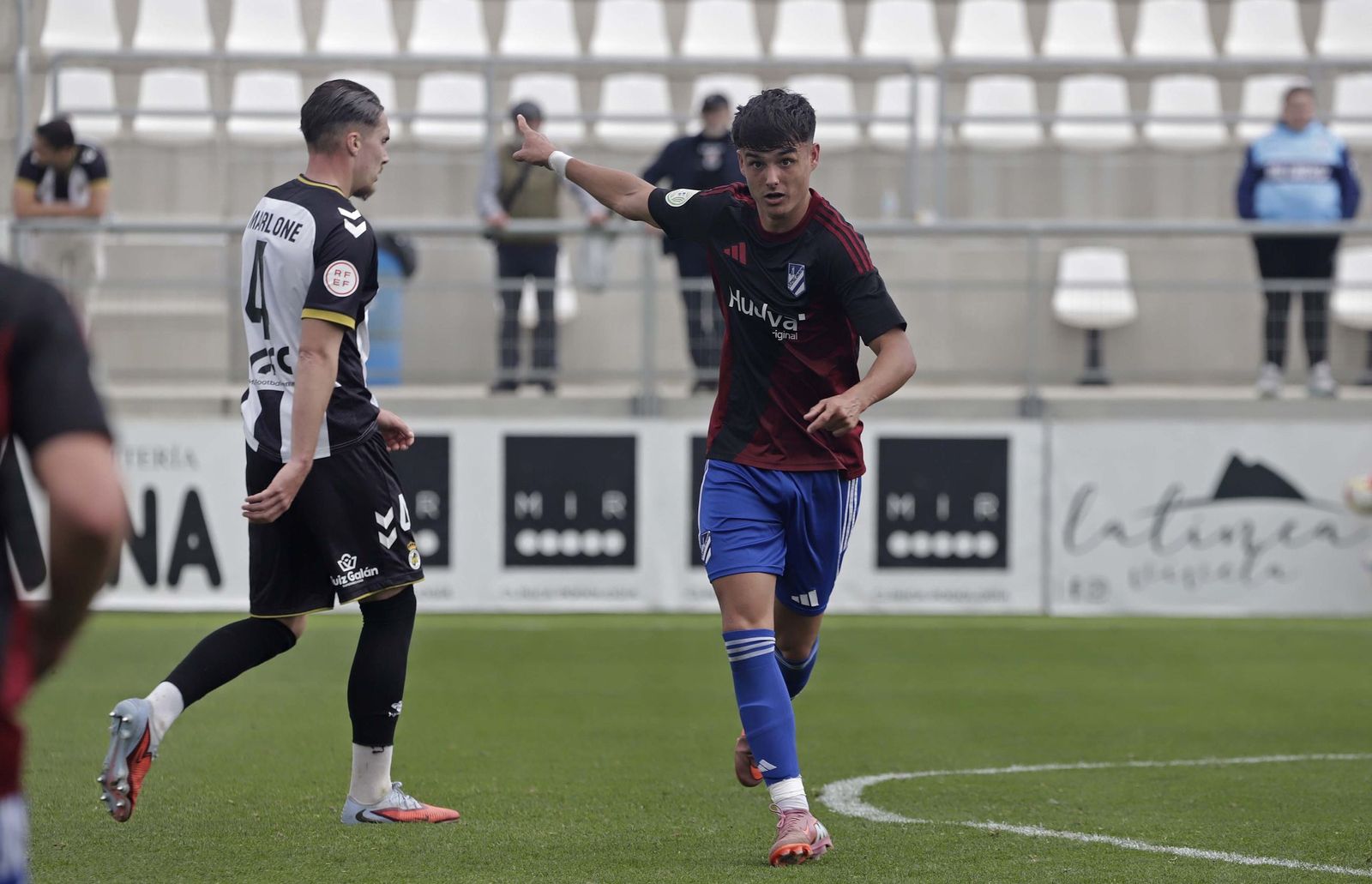 Las mejores fotos del Balona - Atlético Onubense de Tercera Federación