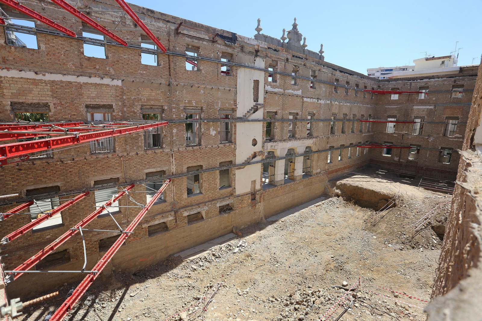 Interior del viejo edificio de Hacienda.