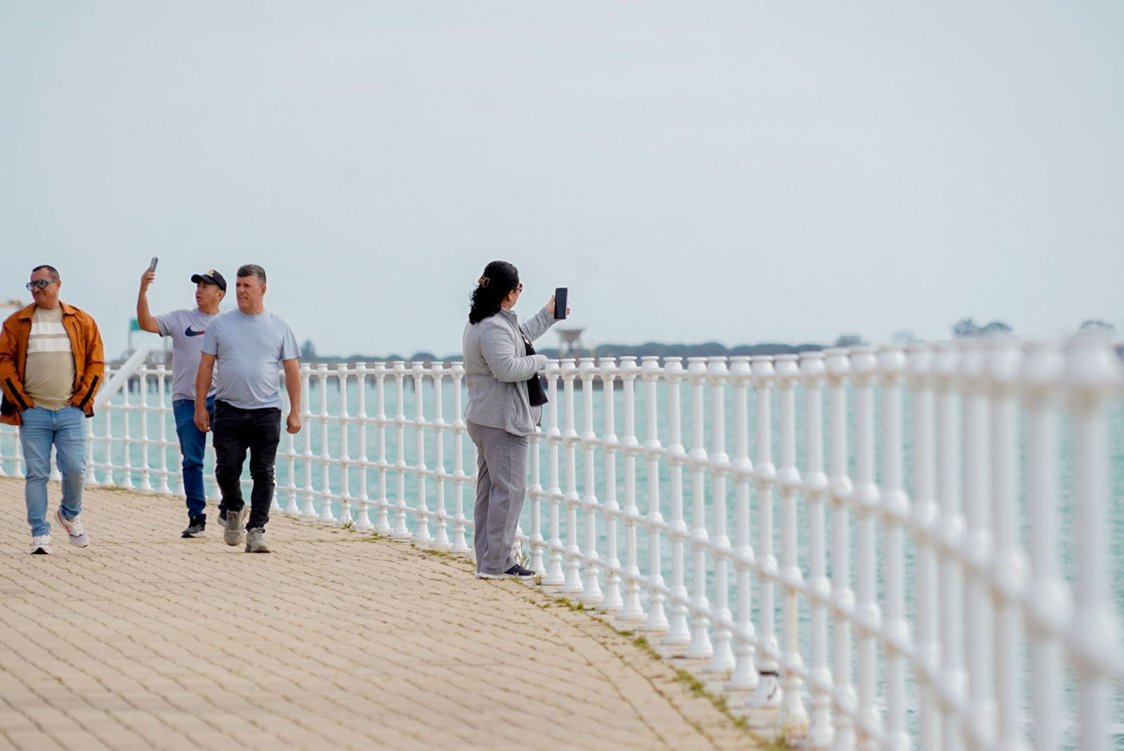 Imágenes del domingo 6 de abril en Huelva