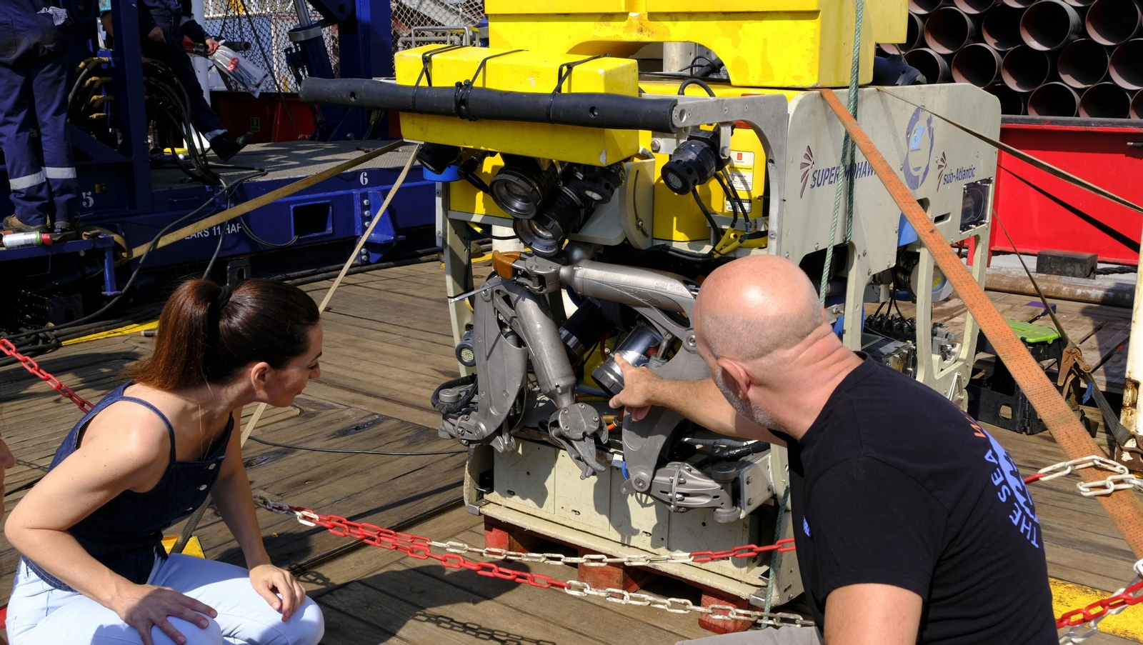 El buque oceoanográfico Sarmiento de Gamboa visita Almería, en imágenes